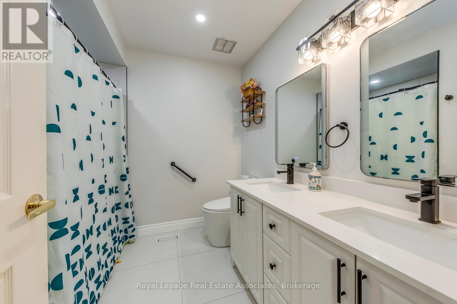 37 Prouse Drive, Brampton, Ontario  L6V 3A3 - Photo 28 - W12894338