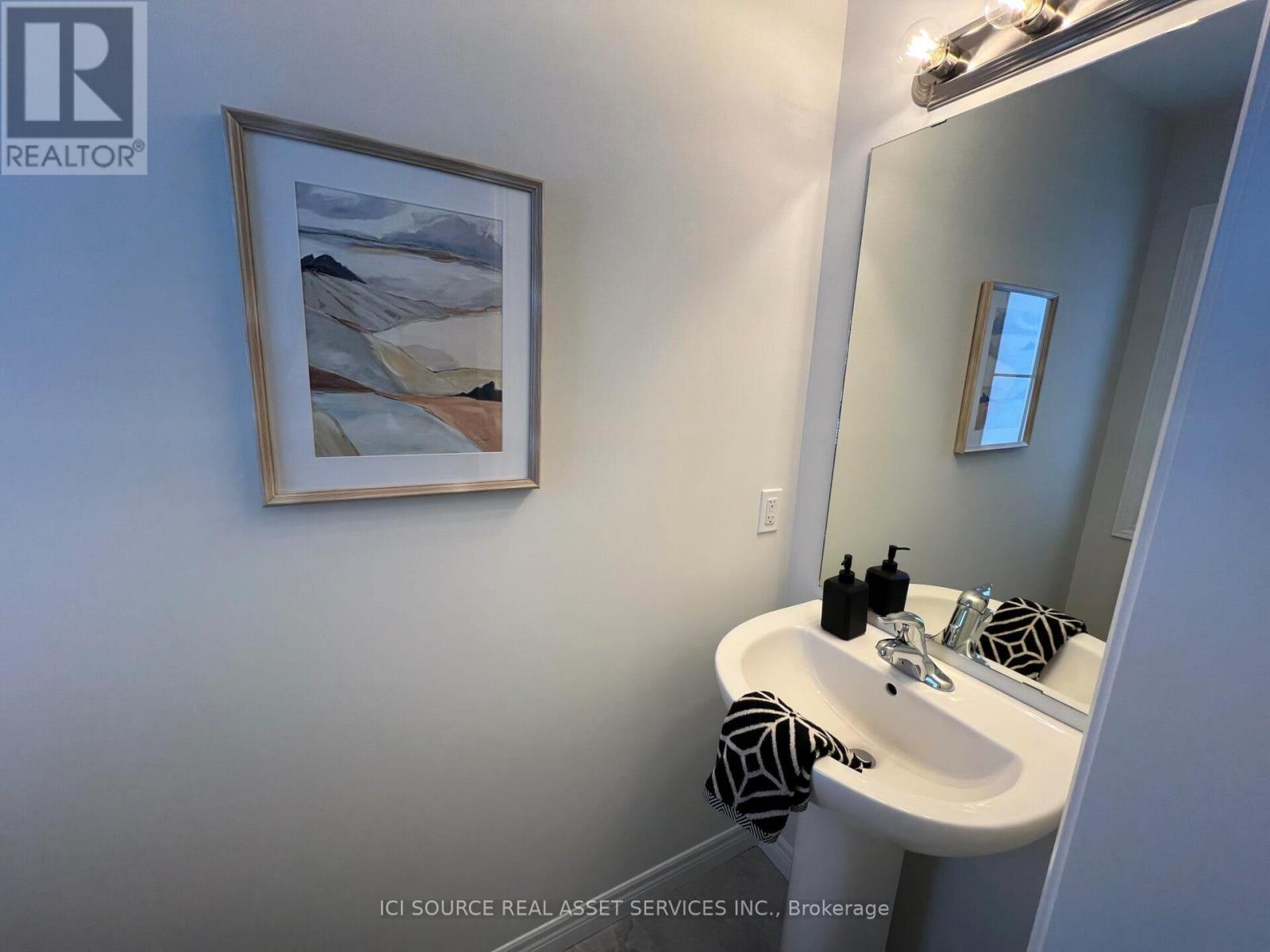 264 Tanglewood Drive, Hamilton, Ontario  L0R 1C0 - Photo 3 - X12894306