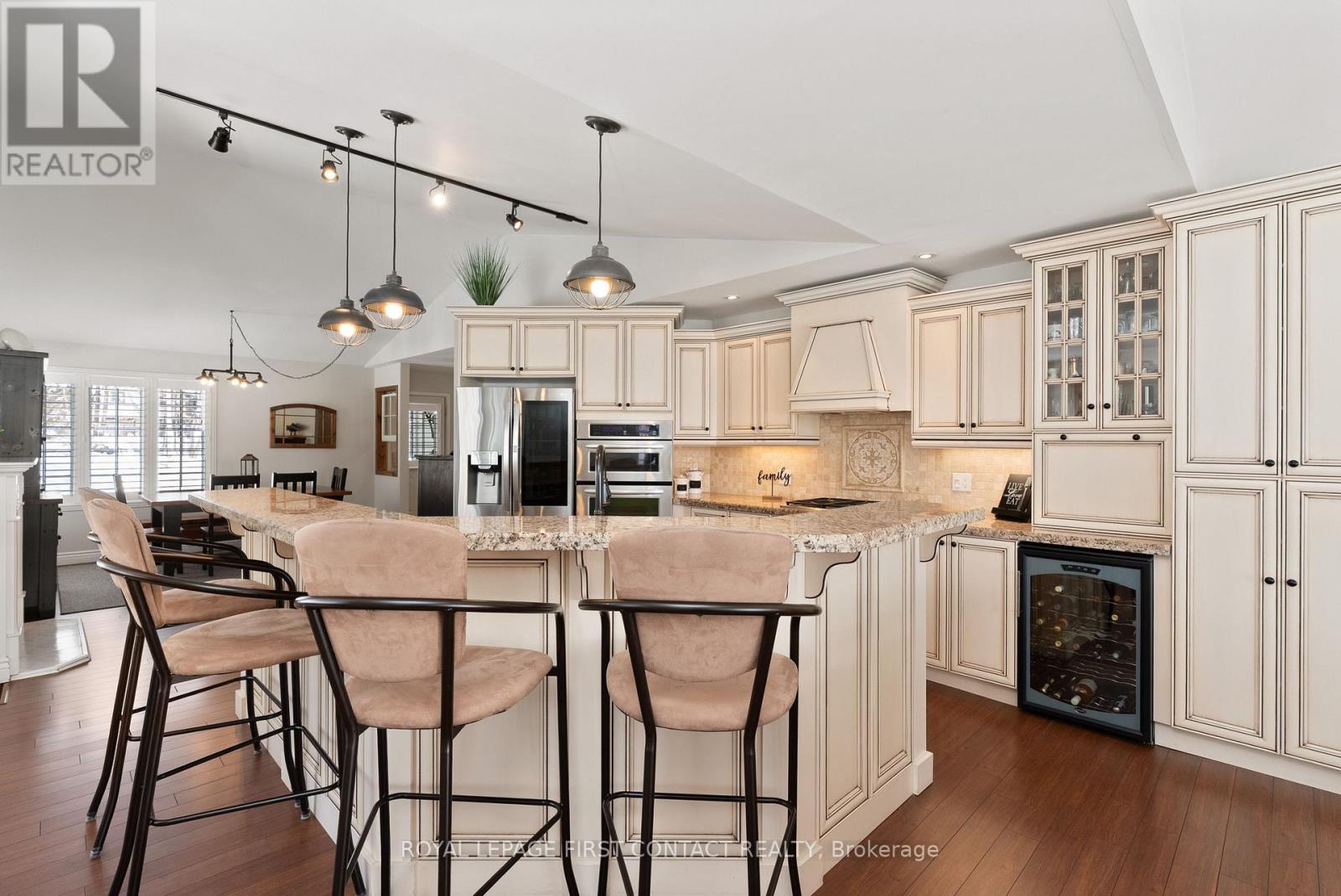 3316 Point Bush Court, Severn (Port Severn), Ontario  L0K 1S0 - Photo 10 - S12778130