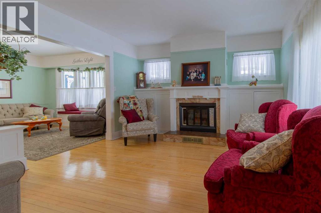 406 4 Avenue, Stirling, Alberta  T0K 2E0 - Photo 4 - A2292041