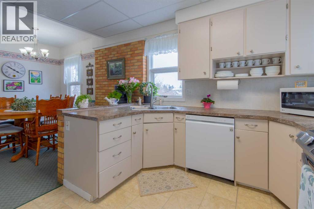 406 4 Avenue, Stirling, Alberta  T0K 2E0 - Photo 16 - A2292041