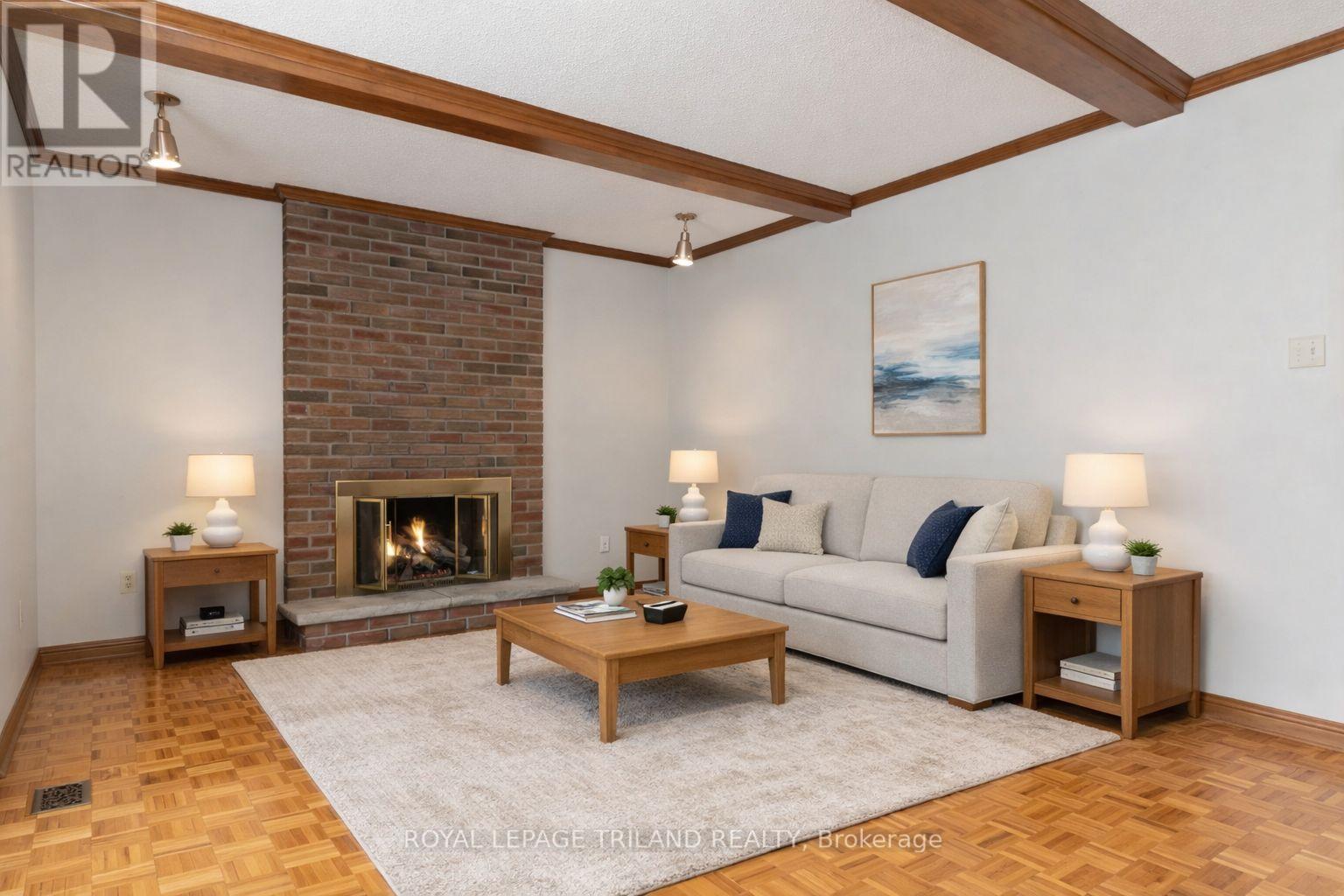 808 Farnham Road, London South, Ontario  N6K 1R7 - Photo 14 - X12894364