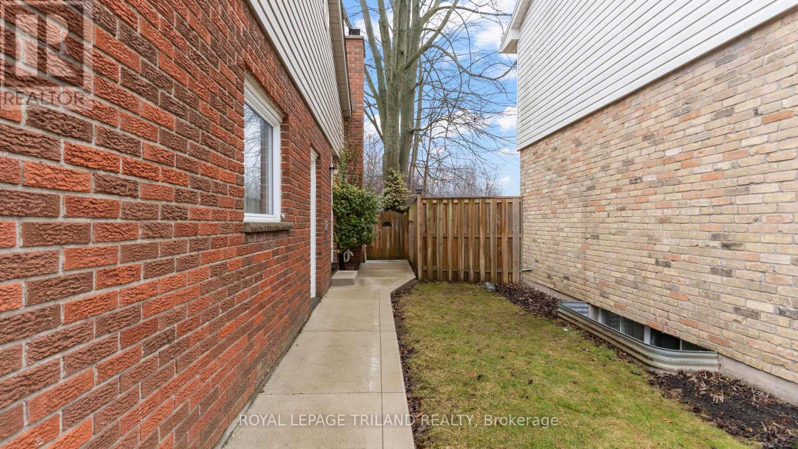 808 Farnham Road, London South, Ontario  N6K 1R7 - Photo 32 - X12894364