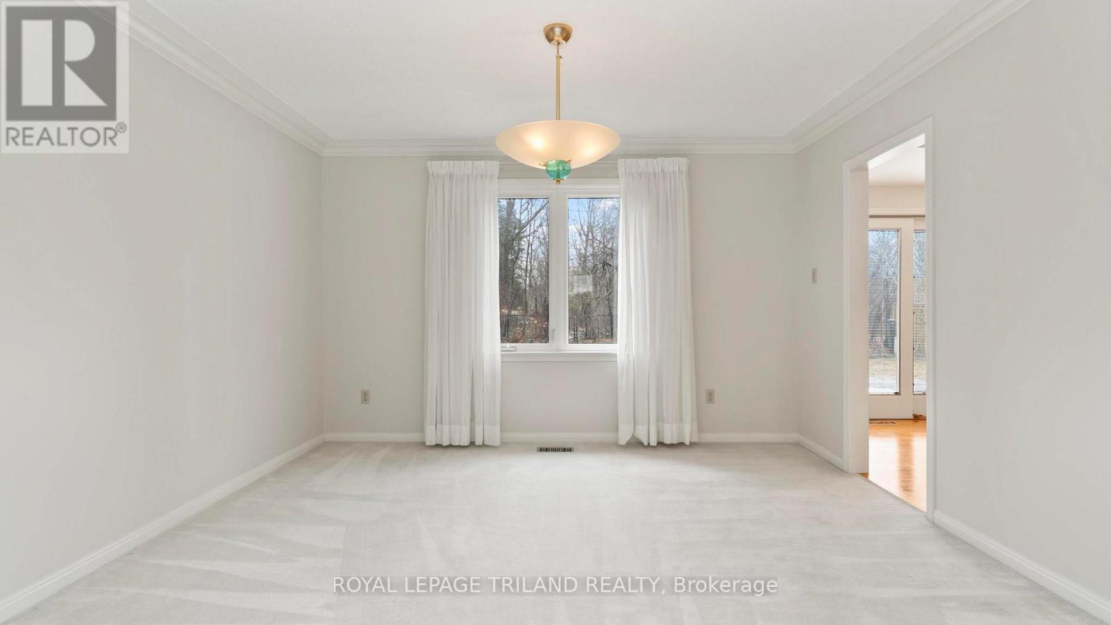 808 Farnham Road, London South, Ontario  N6K 1R7 - Photo 9 - X12894364