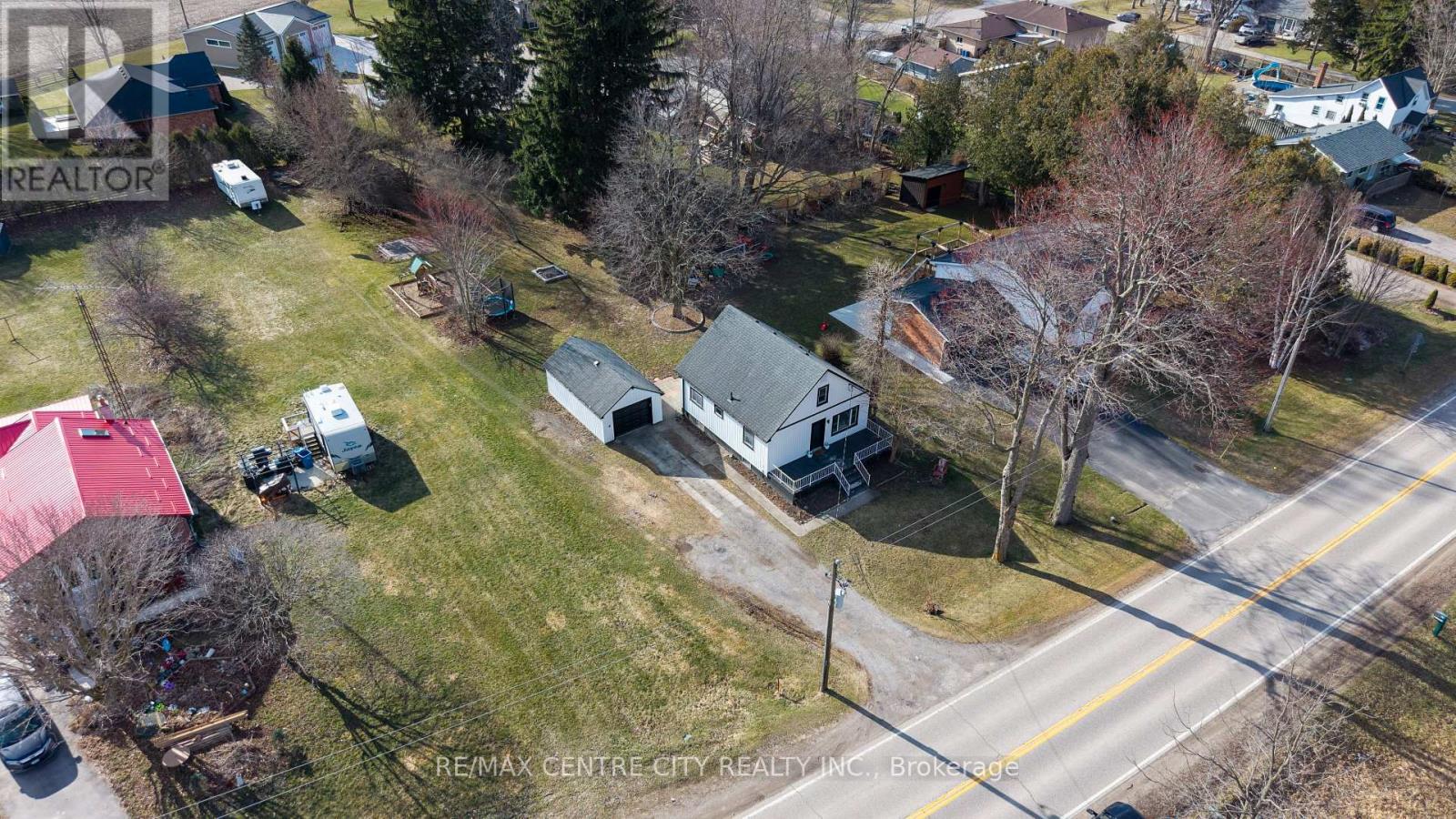 70 Main Street, West Elgin (West Lorne), Ontario  N0L 2P0 - Photo 29 - X12894392