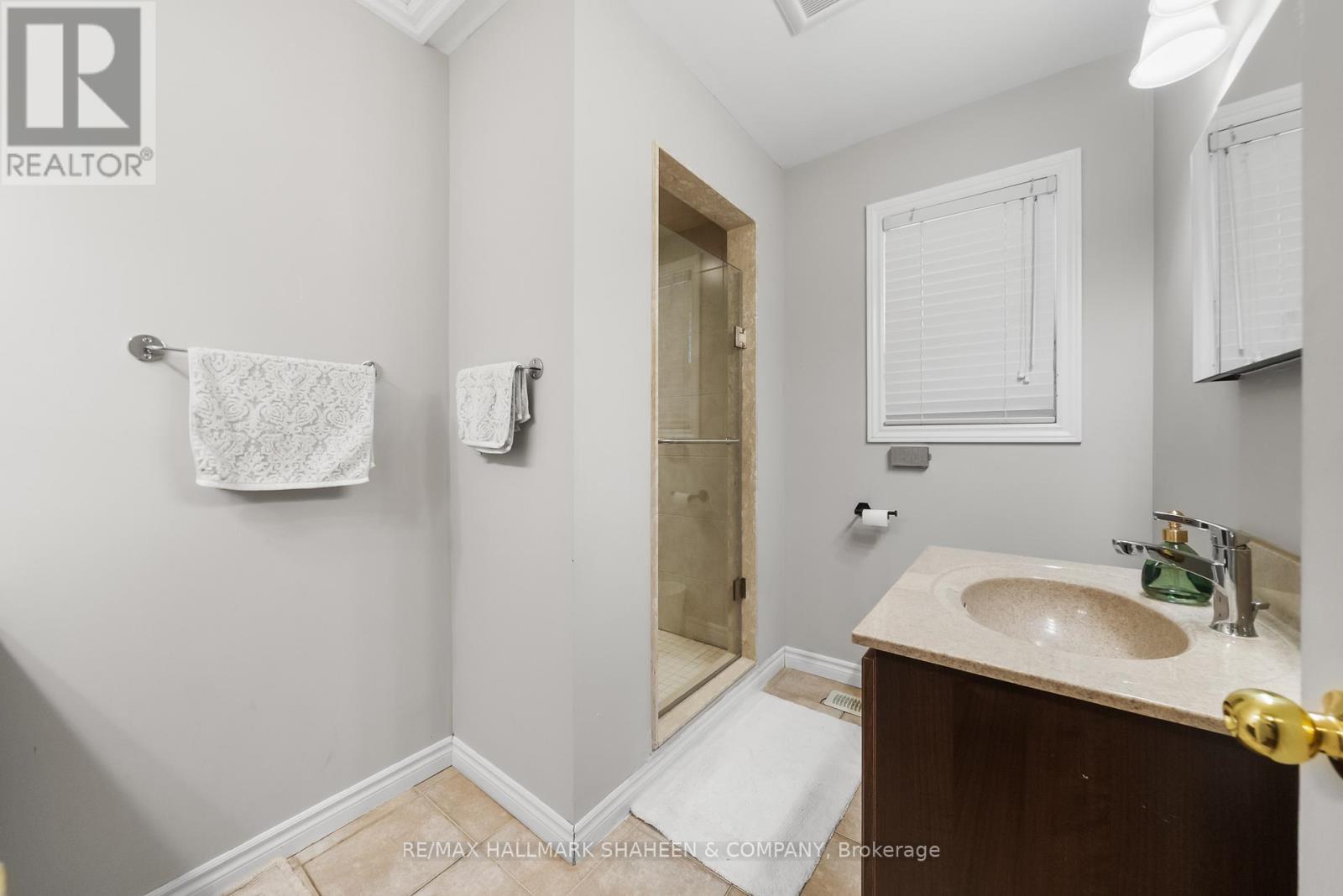 223 Hillcrest Avenue, Toronto, Ontario  M2N 3P3 - Photo 25 - C12894368