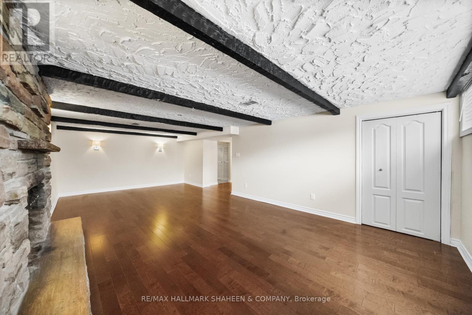 223 Hillcrest Avenue, Toronto, Ontario  M2N 3P3 - Photo 32 - C12894368