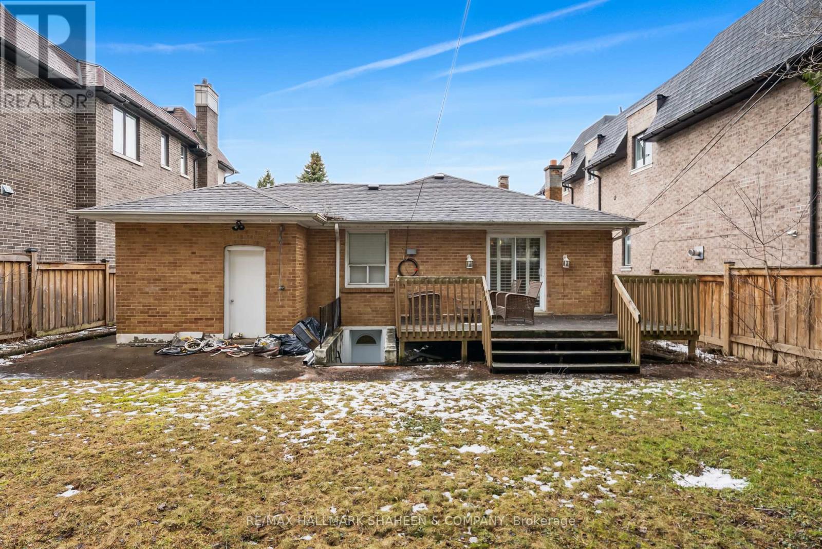 223 Hillcrest Avenue, Toronto, Ontario  M2N 3P3 - Photo 43 - C12894368