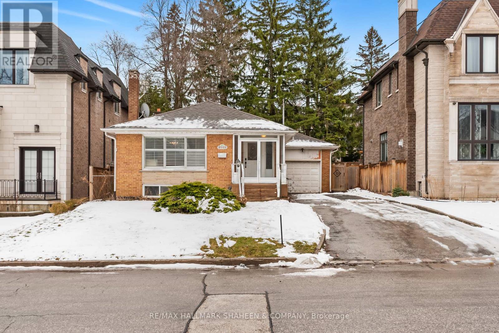 223 Hillcrest Avenue, Toronto, Ontario  M2N 3P3 - Photo 45 - C12894368