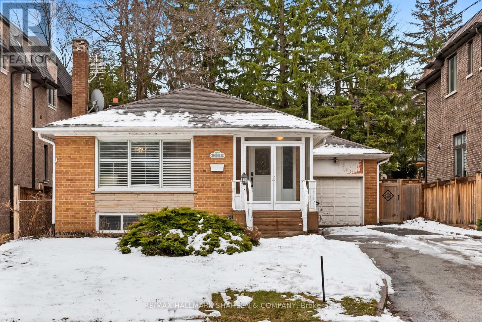 223 Hillcrest Avenue, Toronto, Ontario  M2N 3P3 - Photo 46 - C12894368