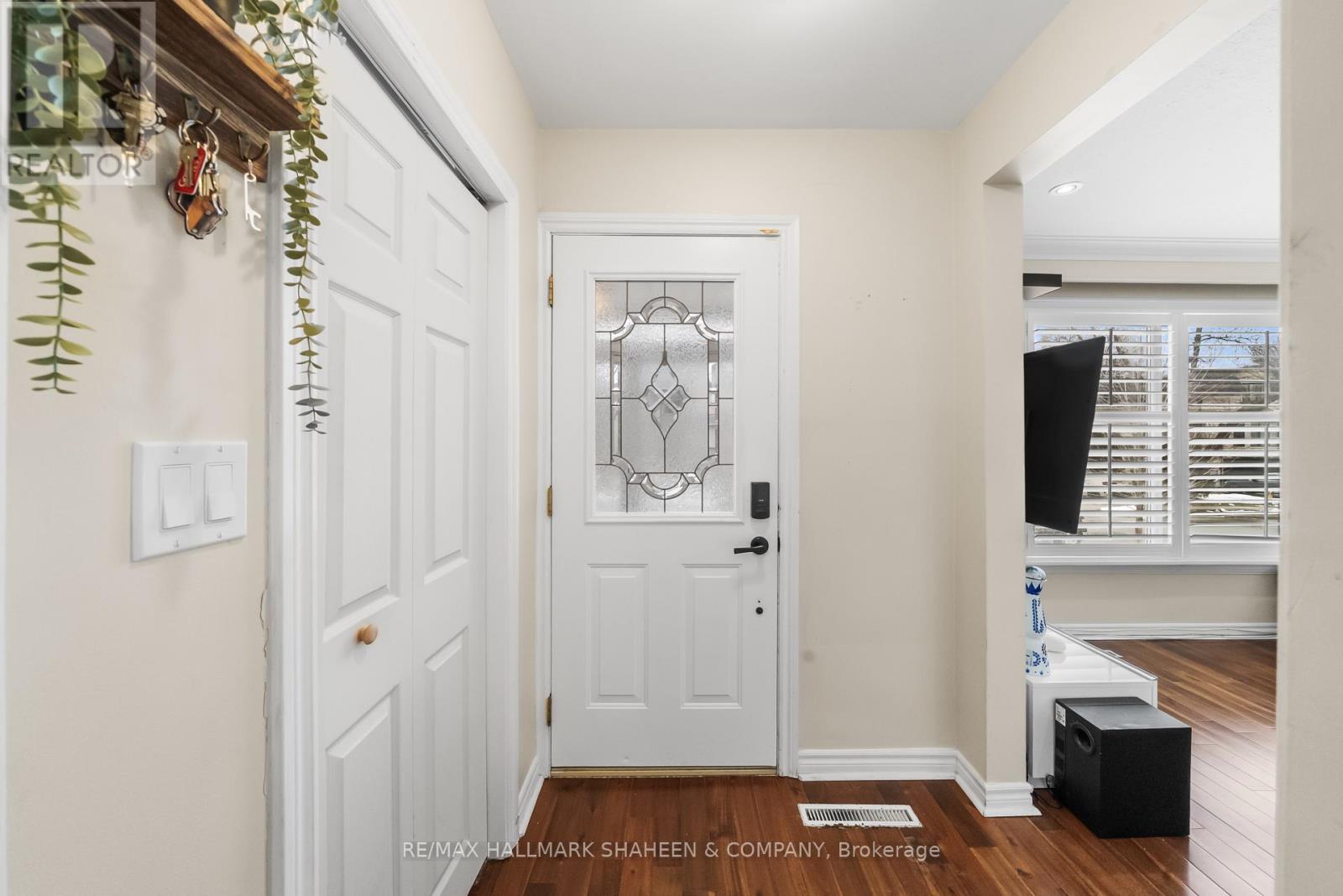 223 Hillcrest Avenue, Toronto, Ontario  M2N 3P3 - Photo 8 - C12894368