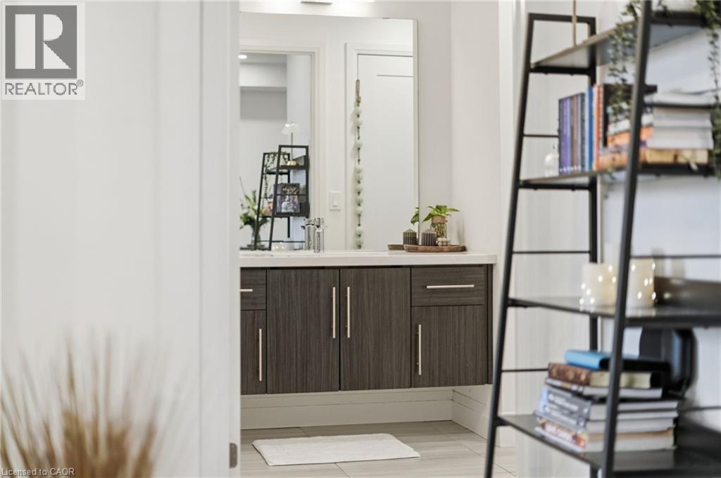 30 Hamilton Street S Unit# 201, Waterdown, Ontario  L8B 1V8 - Photo 28 - 40811891