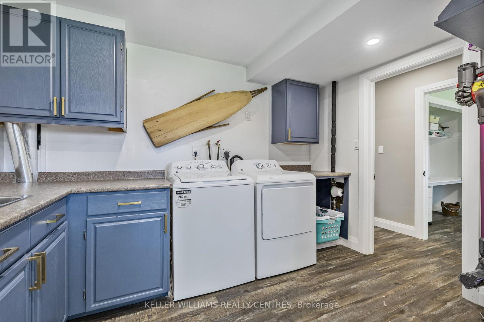 4 Selby Street, Innisfil, Ontario  L0L 1L0 - Photo 39 - N12894362