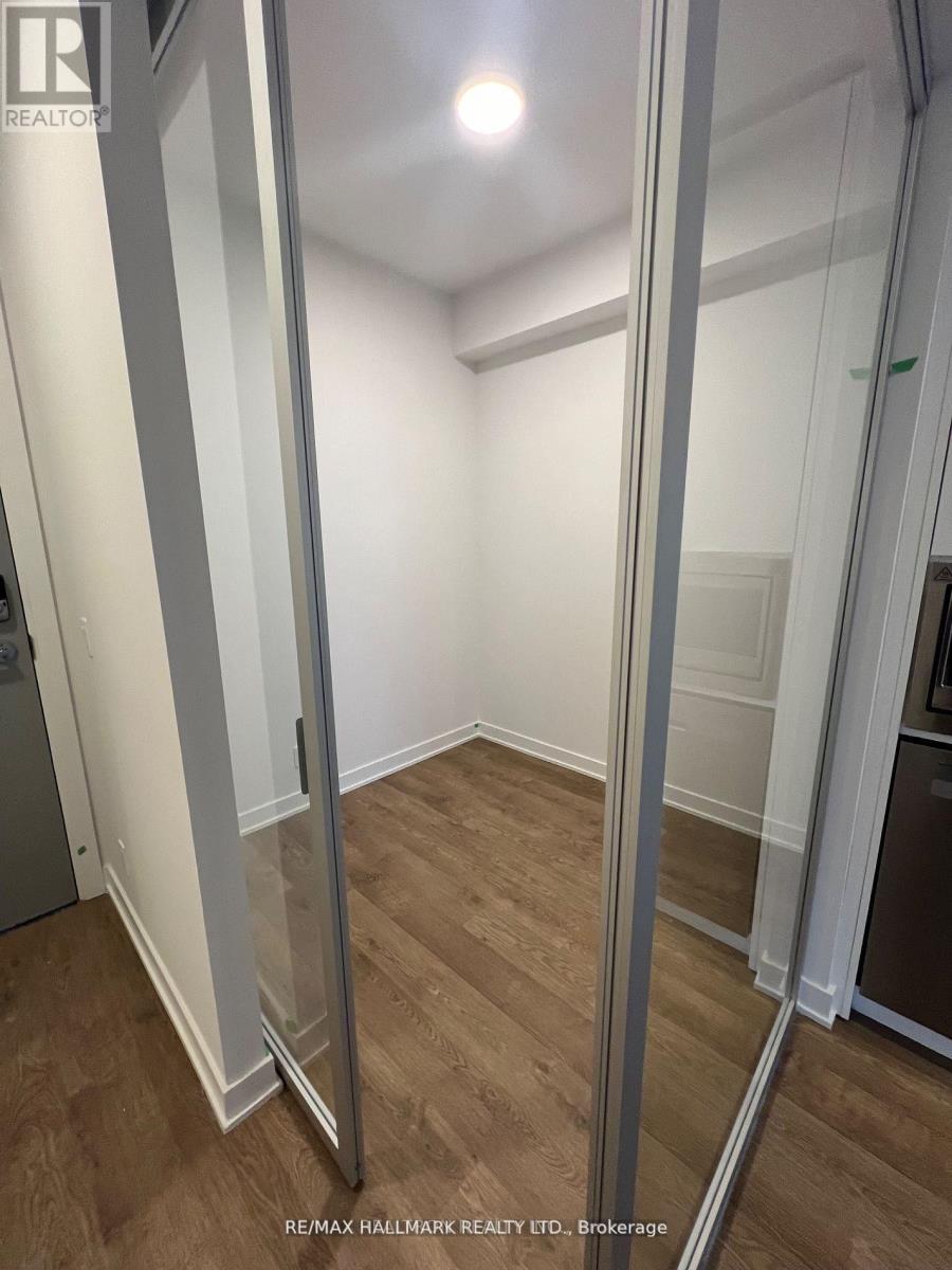 2808 - 30 Upper Mall Way, Vaughan, Ontario  L4J 0L7 - Photo 8 - N12894374