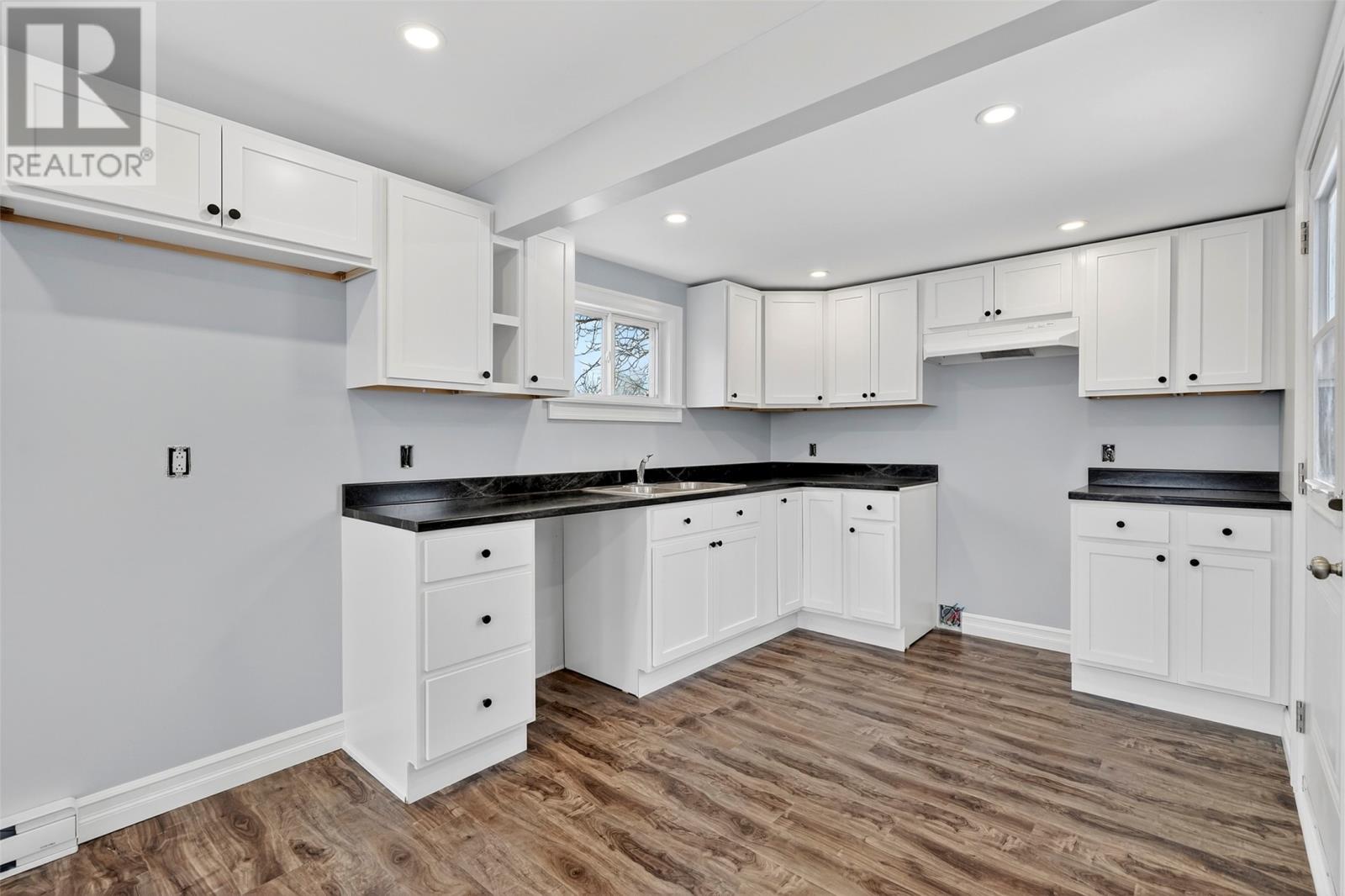 44 Whitney Street, Bay Roberts, Newfoundland & Labrador  A0A 1G0 - Photo 13 - 1294778