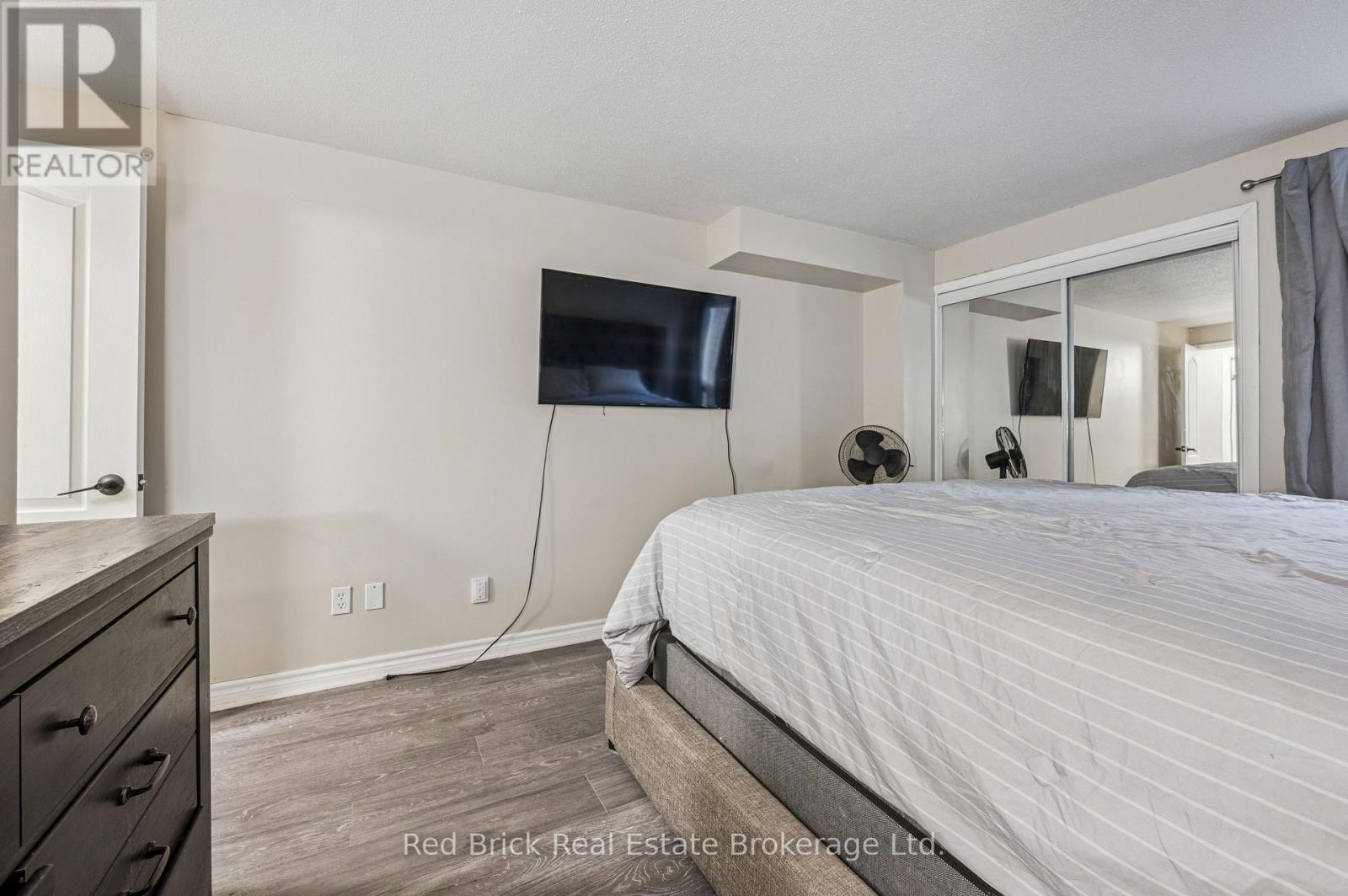 22 - 65 Glamis Road, Cambridge, Ontario  N1R 6W4 - Photo 17 - X12894360