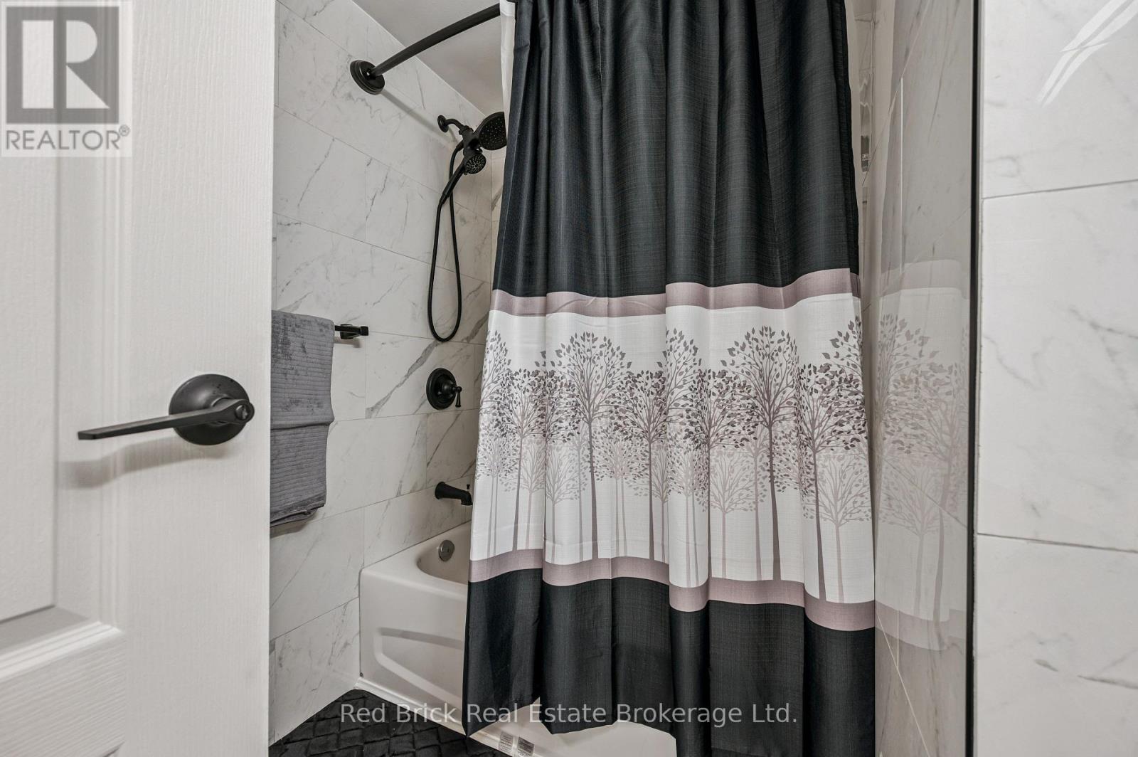 22 - 65 Glamis Road, Cambridge, Ontario  N1R 6W4 - Photo 25 - X12894360