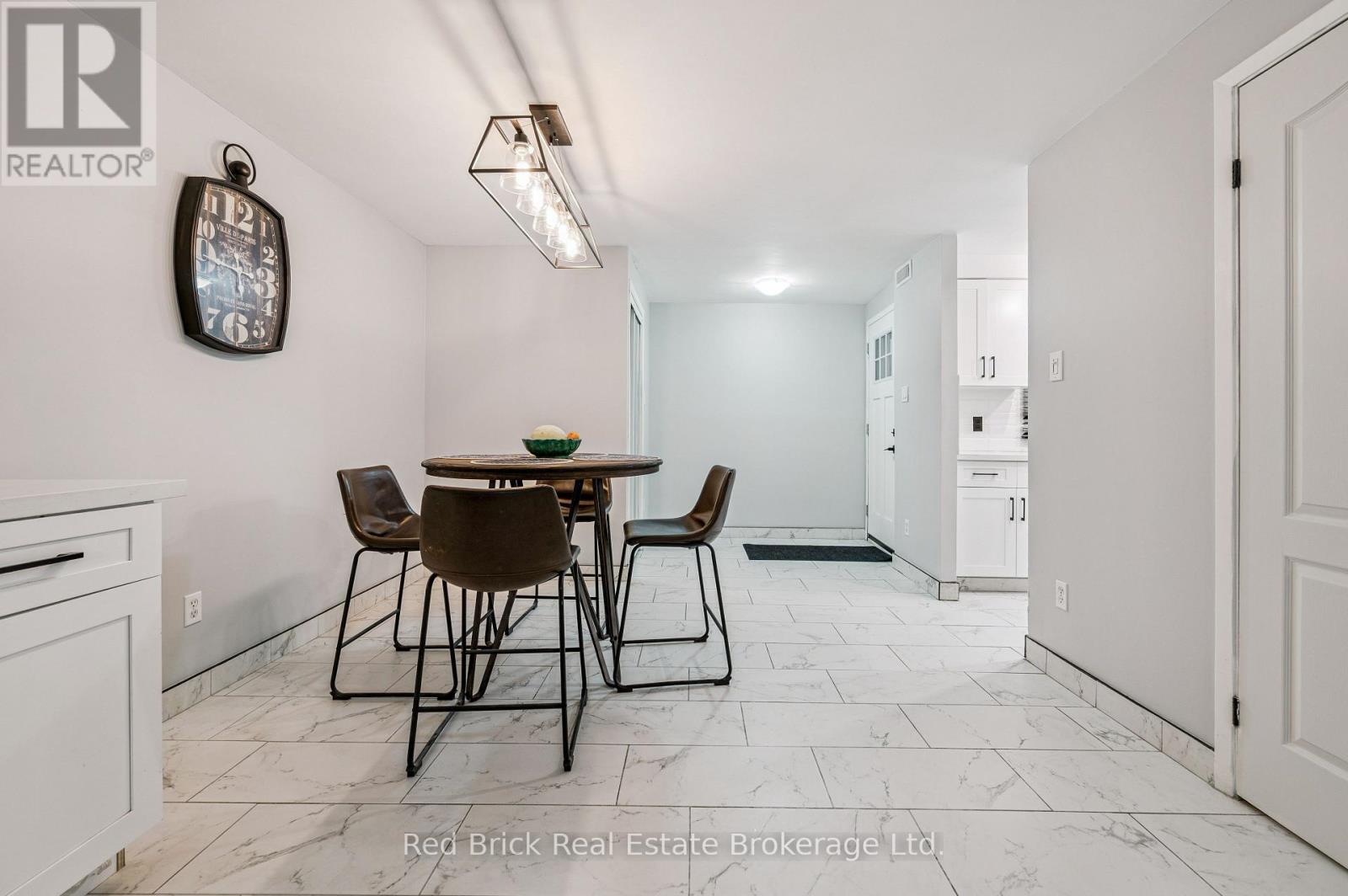 22 - 65 Glamis Road, Cambridge, Ontario  N1R 6W4 - Photo 4 - X12894360