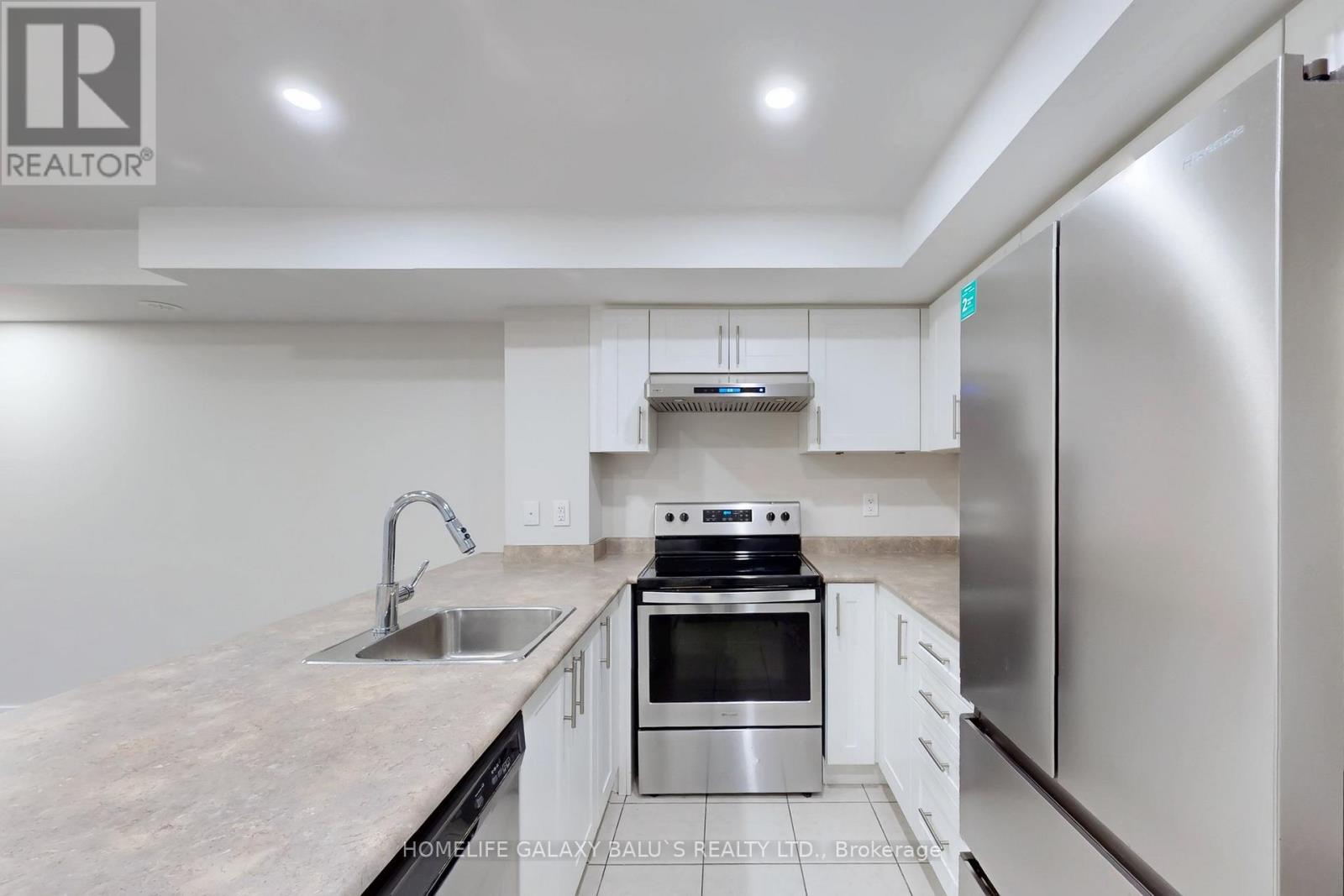 2528 - 30 Westmeath Lane, Markham, Ontario  L6B 1N5 - Photo 16 - N12884348