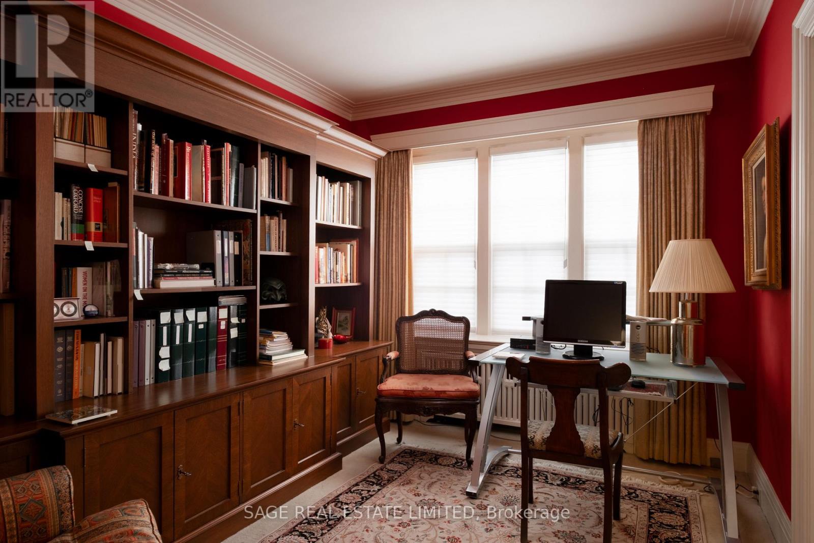 18 King Georges Road, Toronto (Kingsway South), Ontario  M8X 1K7 - Photo 16 - W12894358