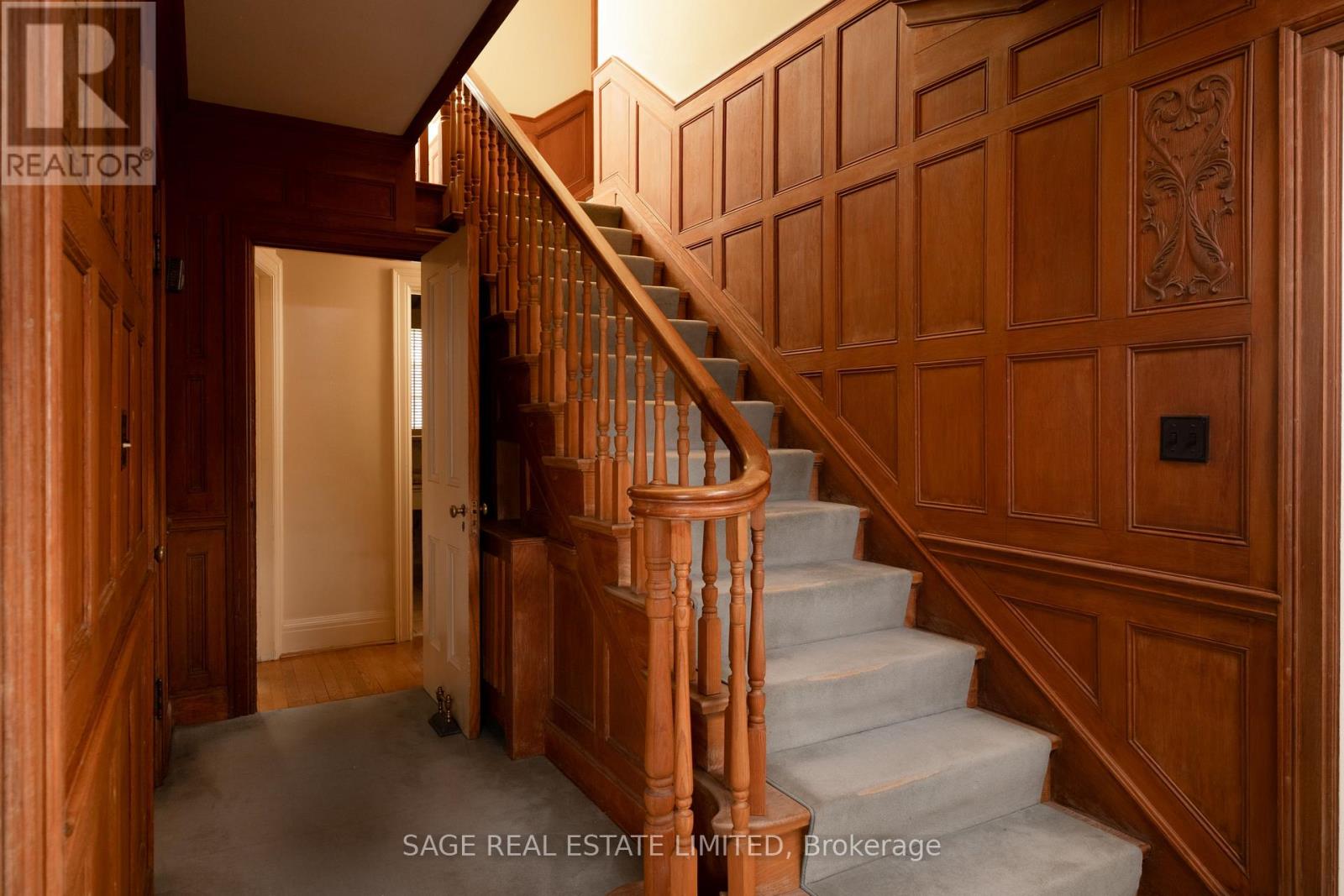 18 King Georges Road, Toronto (Kingsway South), Ontario  M8X 1K7 - Photo 23 - W12894358