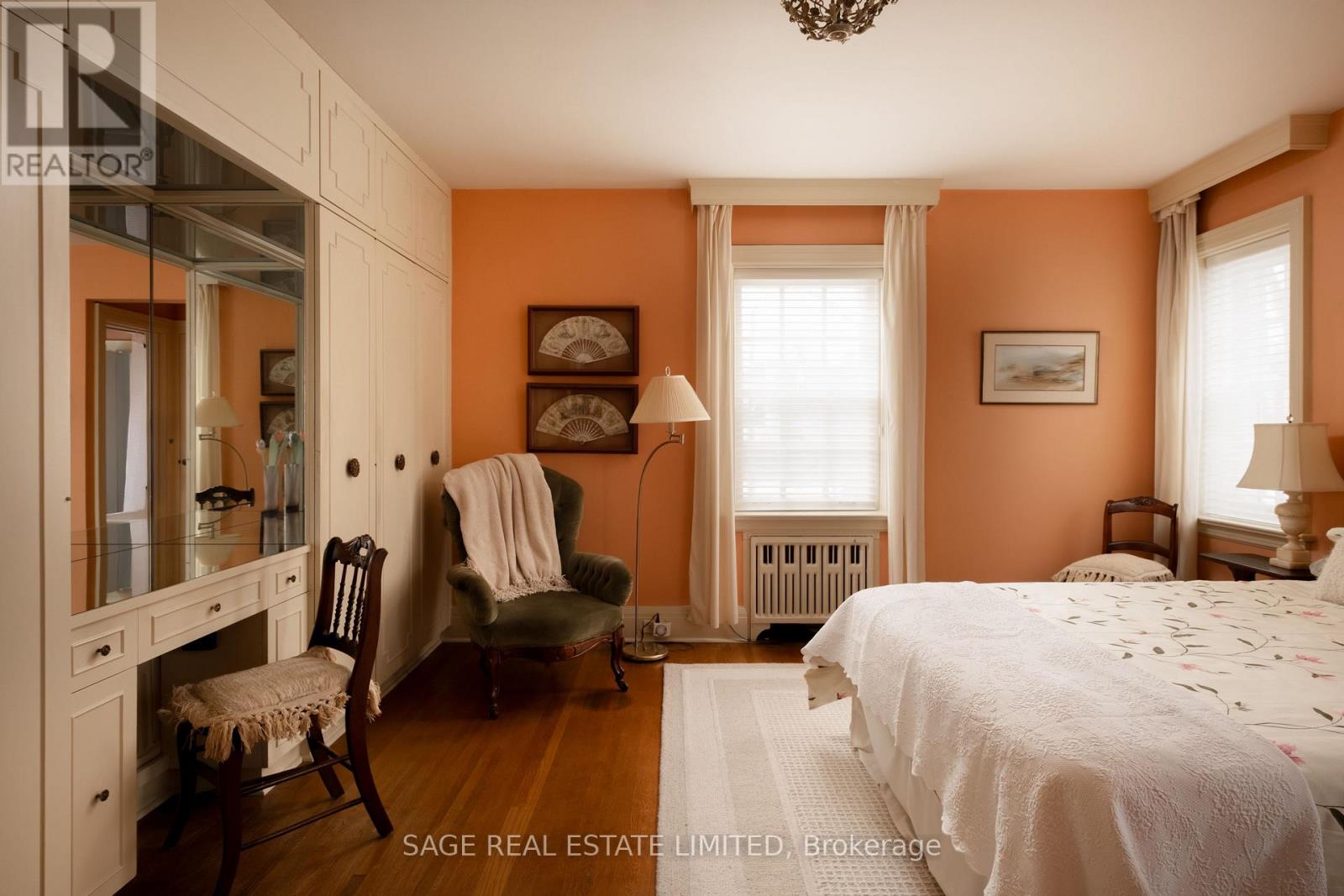 18 King Georges Road, Toronto (Kingsway South), Ontario  M8X 1K7 - Photo 26 - W12894358