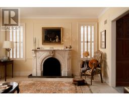 18 KING GEORGES ROAD, Toronto, Ontario