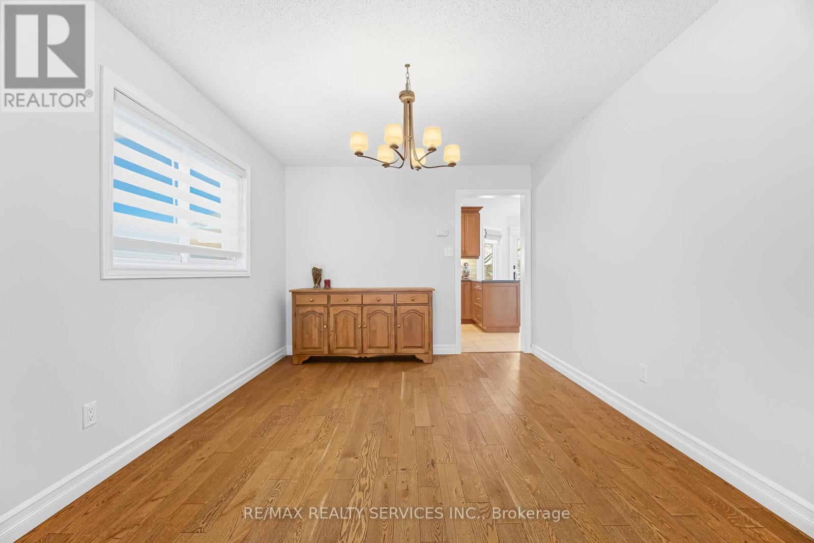 824 Drysdale Drive, Mississauga, Ontario  L5V 1X4 - Photo 18 - W12894384