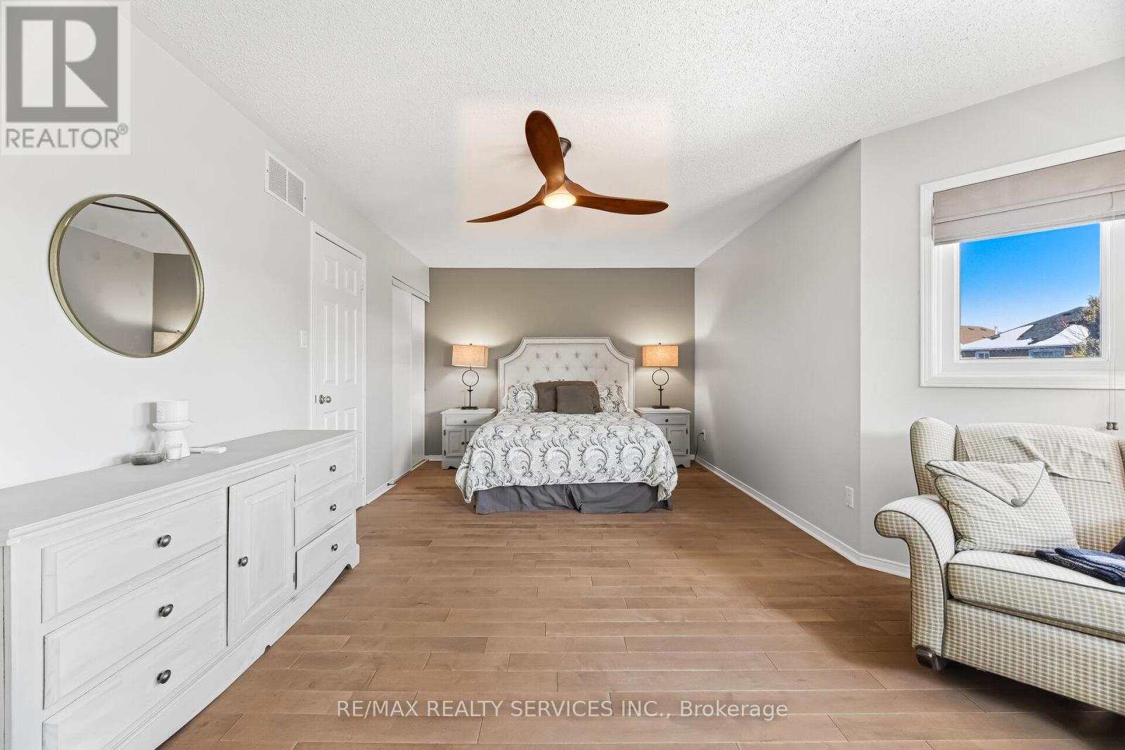 824 Drysdale Drive, Mississauga, Ontario  L5V 1X4 - Photo 28 - W12894384