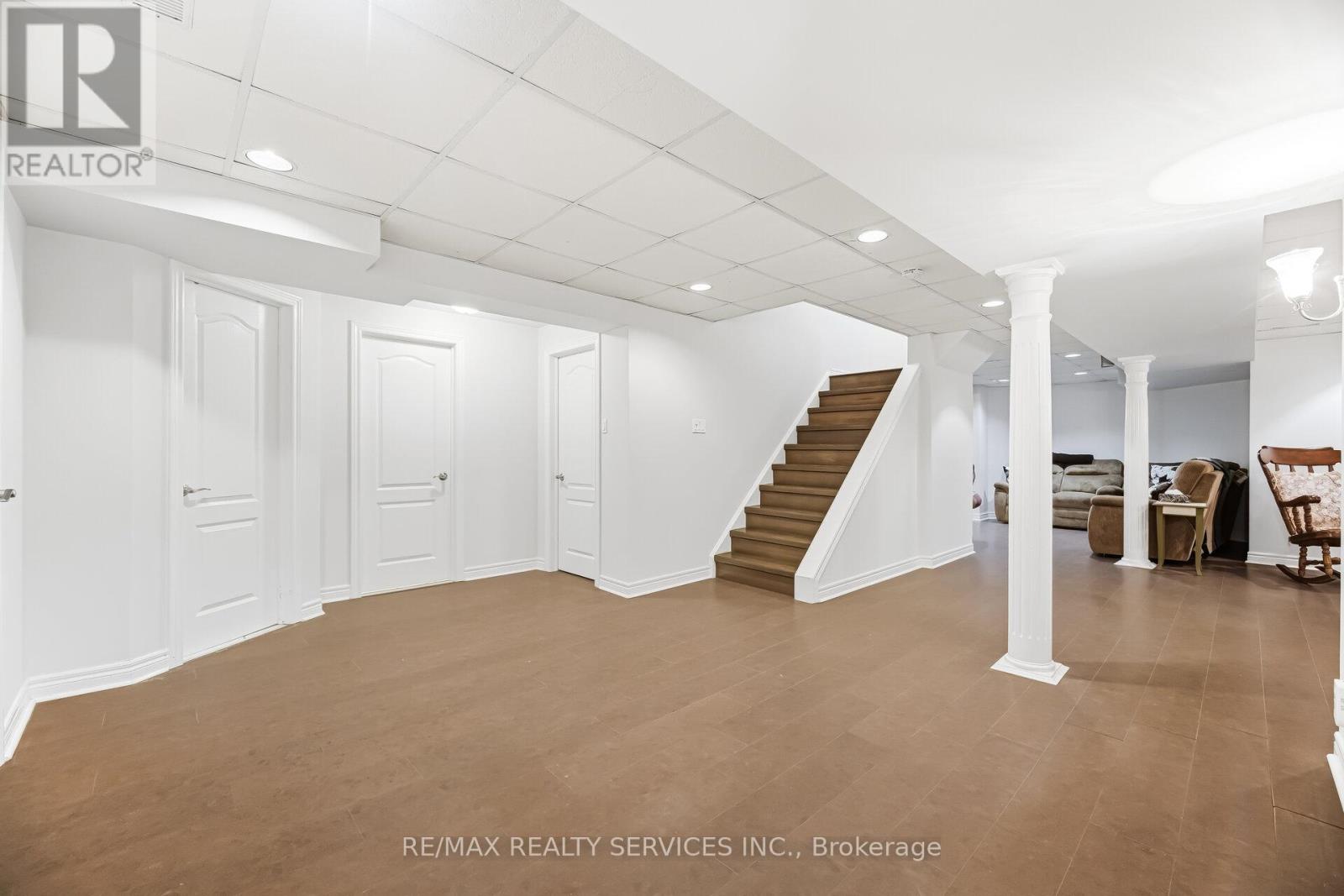 824 Drysdale Drive, Mississauga, Ontario  L5V 1X4 - Photo 43 - W12894384