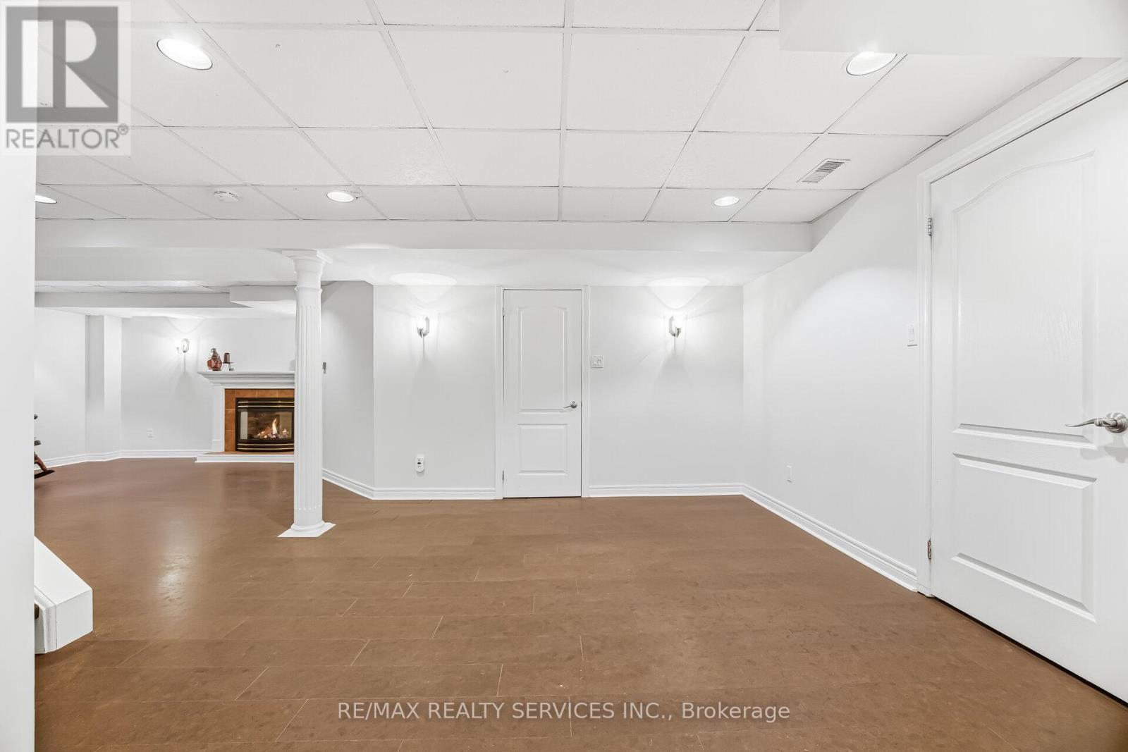 824 Drysdale Drive, Mississauga, Ontario  L5V 1X4 - Photo 45 - W12894384