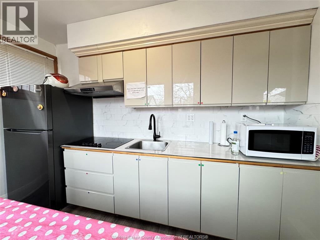 658 Rankin Avenue, Windsor, Ontario  N9B 2R9 - Photo 10 - 26005612