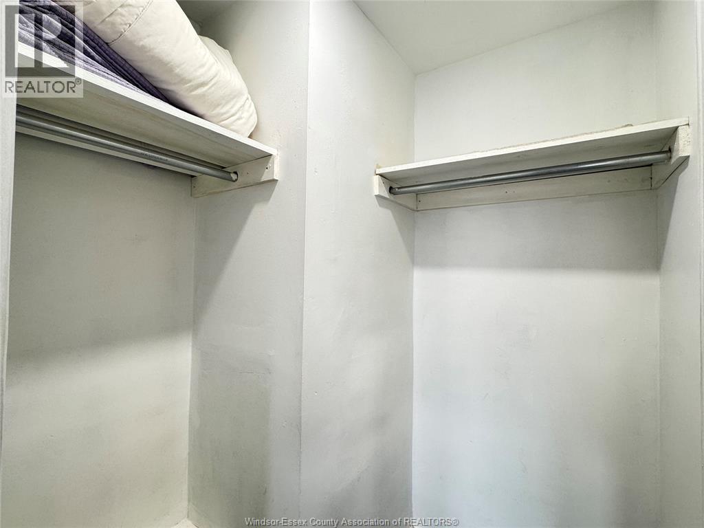 658 Rankin Avenue, Windsor, Ontario  N9B 2R9 - Photo 6 - 26005612