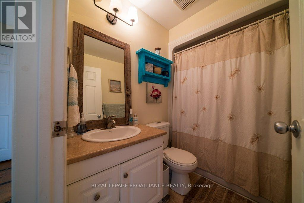 26 Dollar Crescent, Greater Napanee, Ontario  K7R 3K7 - Photo 11 - X12877152