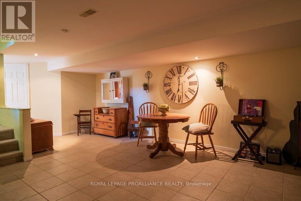 26 Dollar Crescent, Greater Napanee, Ontario  K7R 3K7 - Photo 18 - X12877152