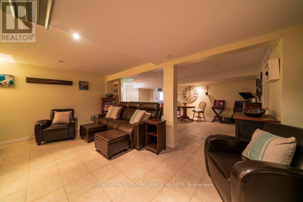 26 Dollar Crescent, Greater Napanee, Ontario  K7R 3K7 - Photo 17 - X12877152