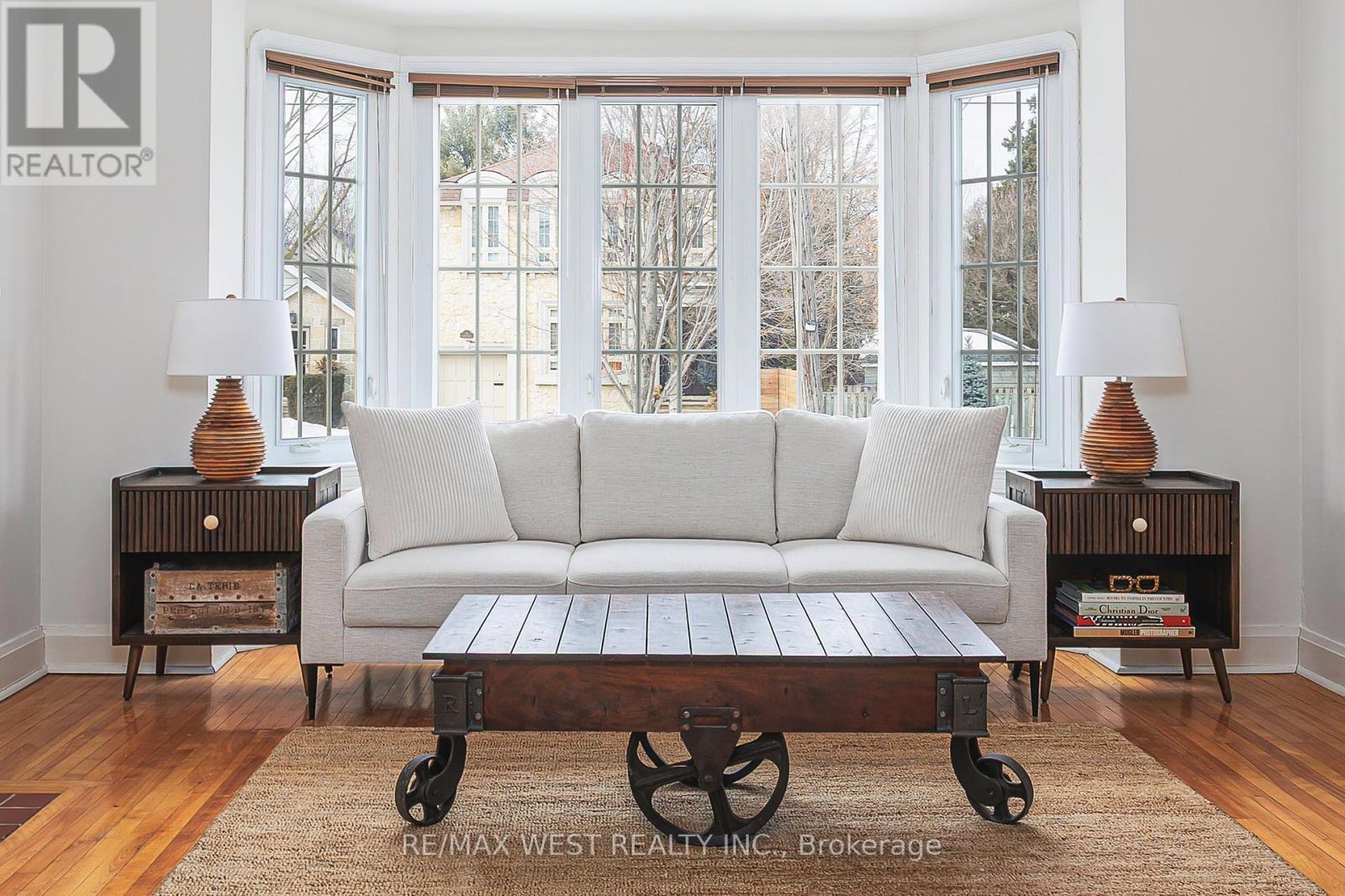 3 GLENROY AVENUE, Toronto, Ontario