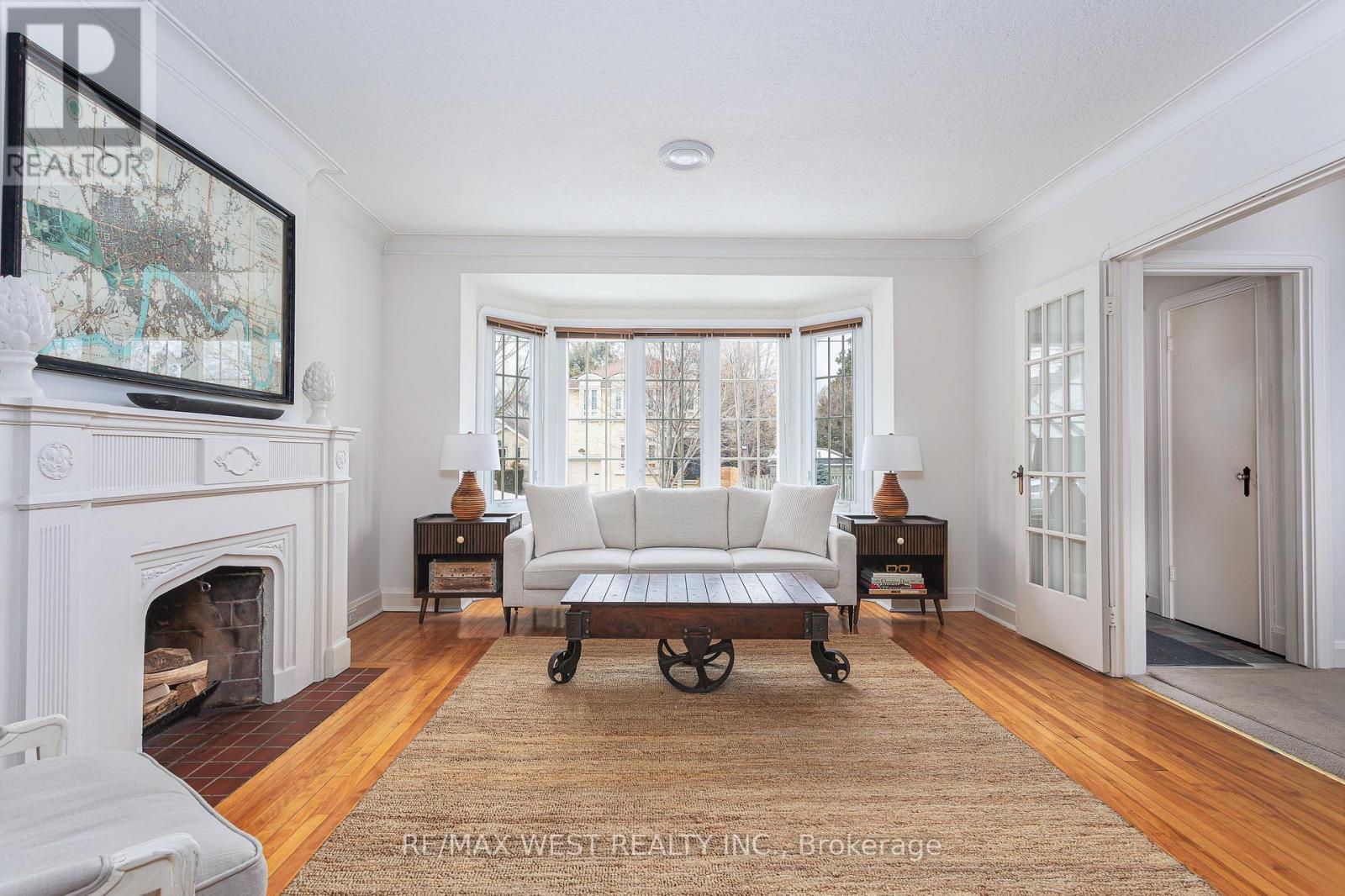 3 Glenroy Avenue, Toronto, Ontario  M8Y 2L9 - Photo 2 - W12861132