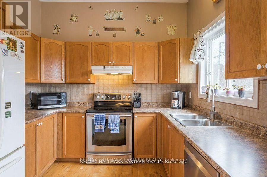 1755a Salem Road, Prince Edward County, Ontario  K0K 1T0 - Photo 14 - X12894400