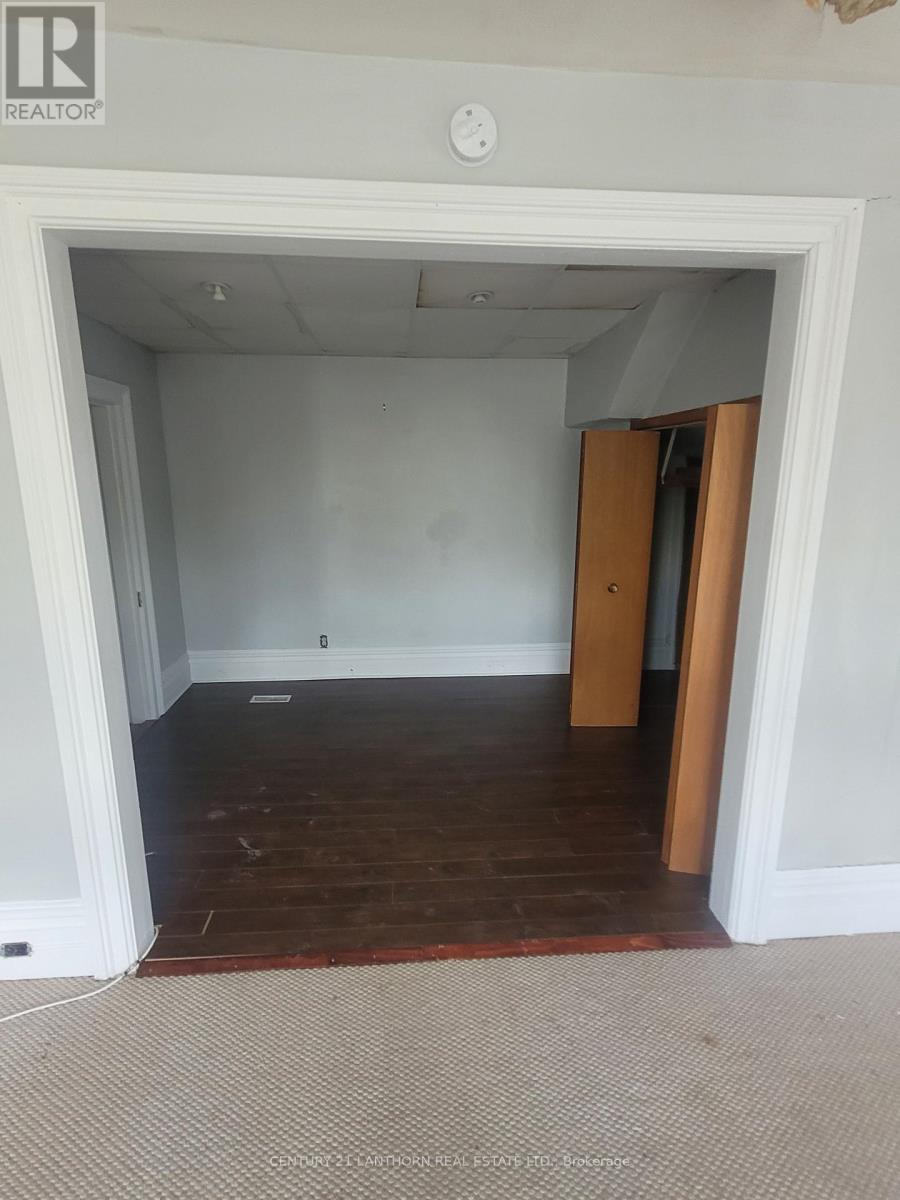 86 - 88 West Street W, Greater Napanee, Ontario  K7R 2P2 - Photo 10 - X12894416