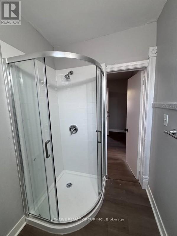 Photo 16 of 18 for 532-538 Dundas Street