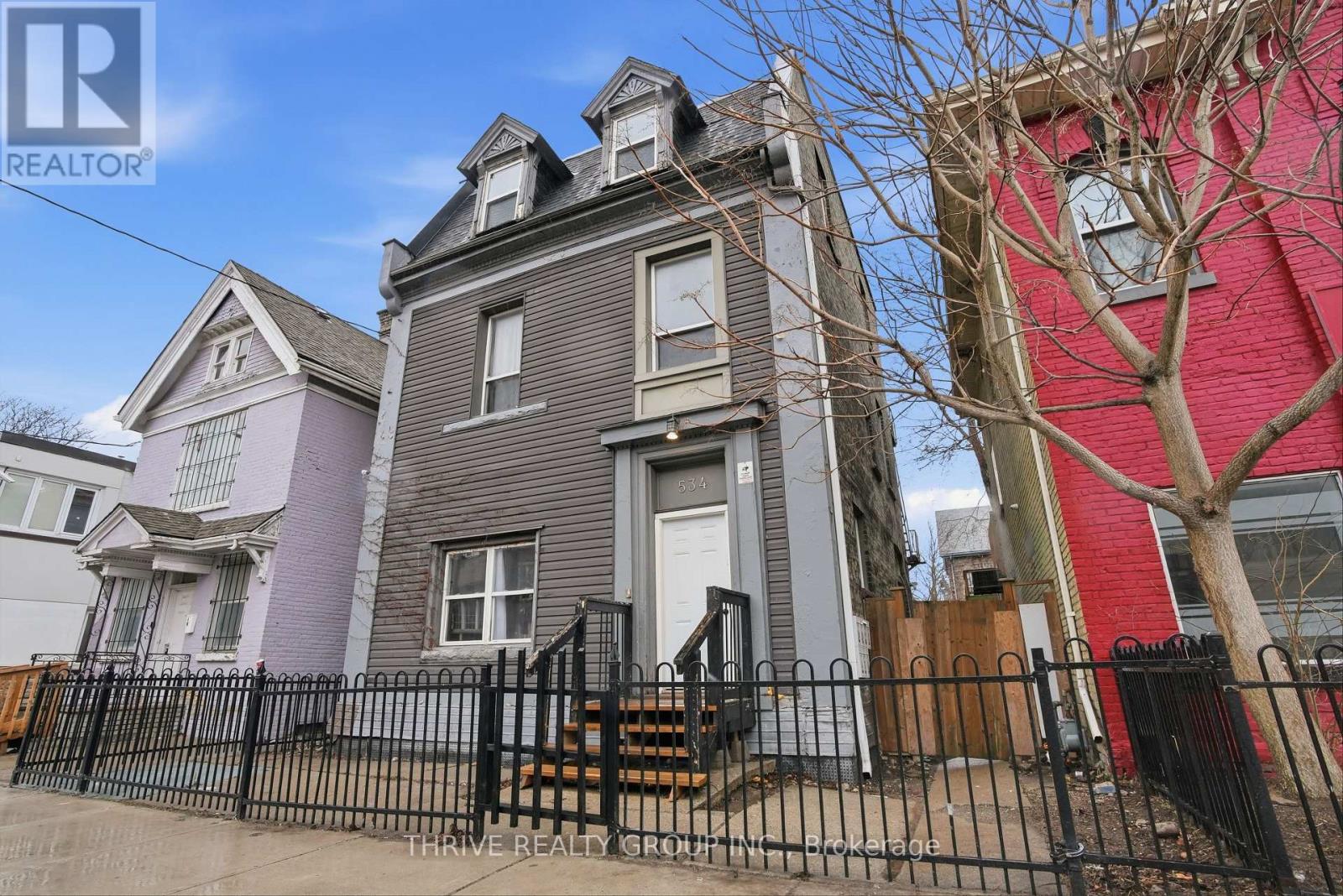 Photo 7 of 18 for 532-538 Dundas Street