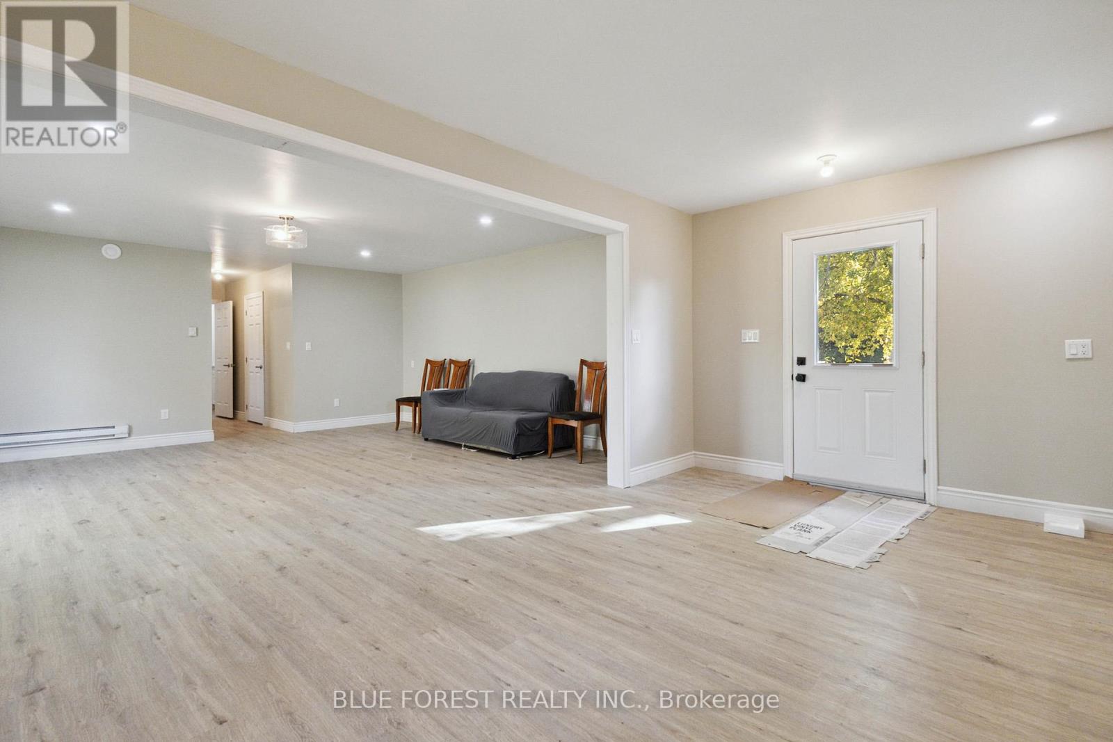 22378 Allen Road, Strathroy-Caradoc, Ontario  N0L 1W0 - Photo 17 - X12894444