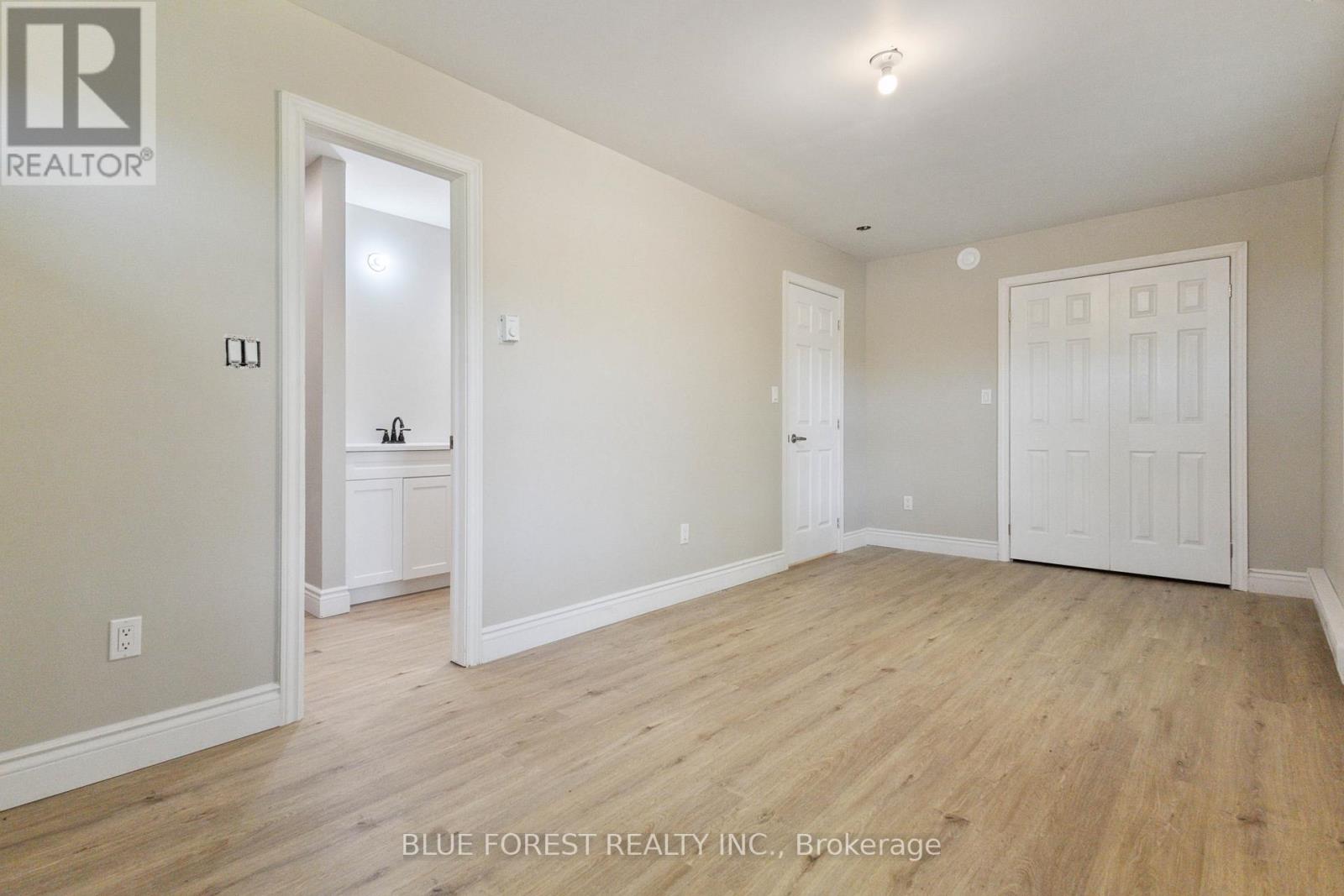 22378 Allen Road, Strathroy-Caradoc, Ontario  N0L 1W0 - Photo 21 - X12894444