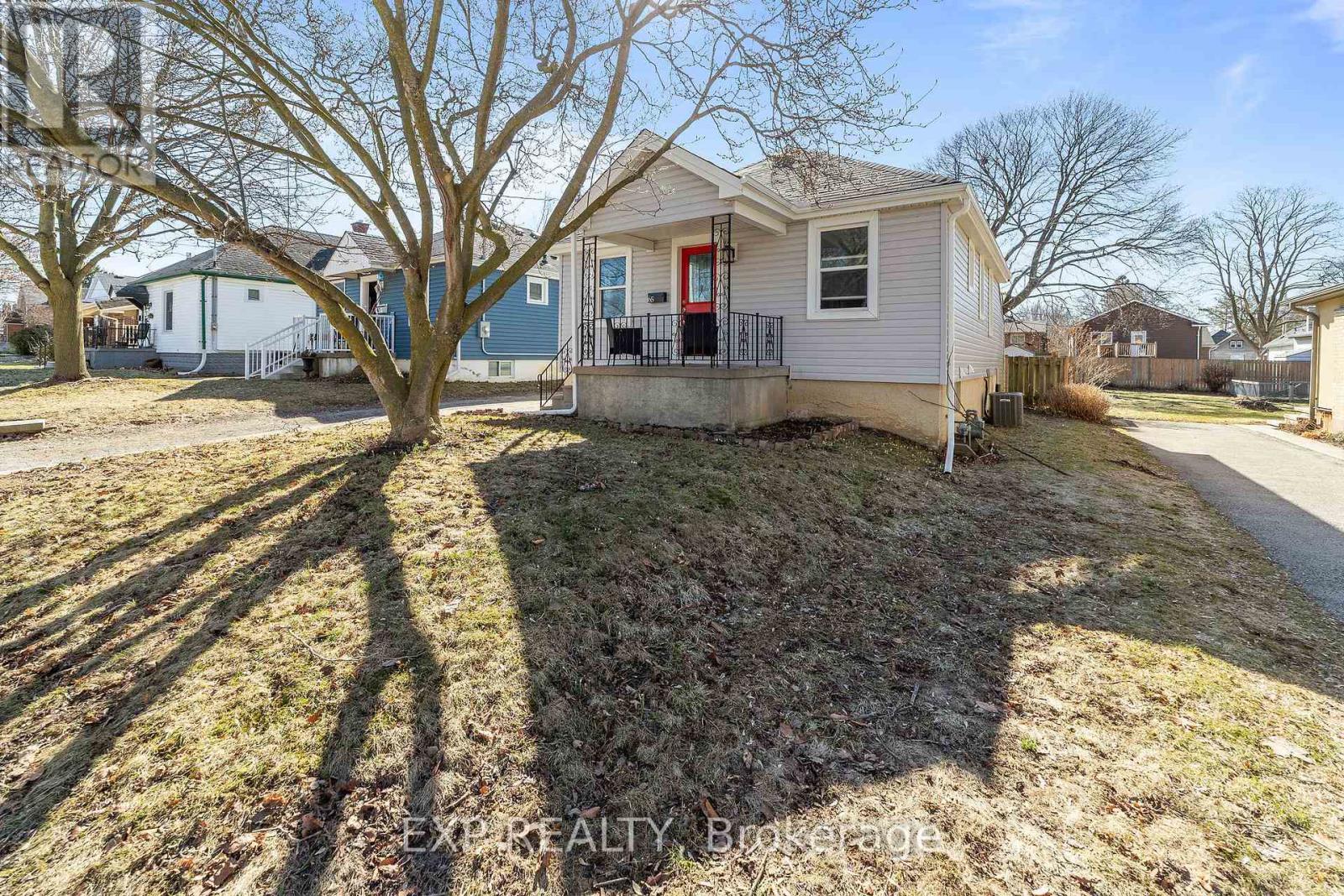 65 Jacqueline Street, London South (South I), Ontario  N5Z 3P8 - Photo 11 - X12894454