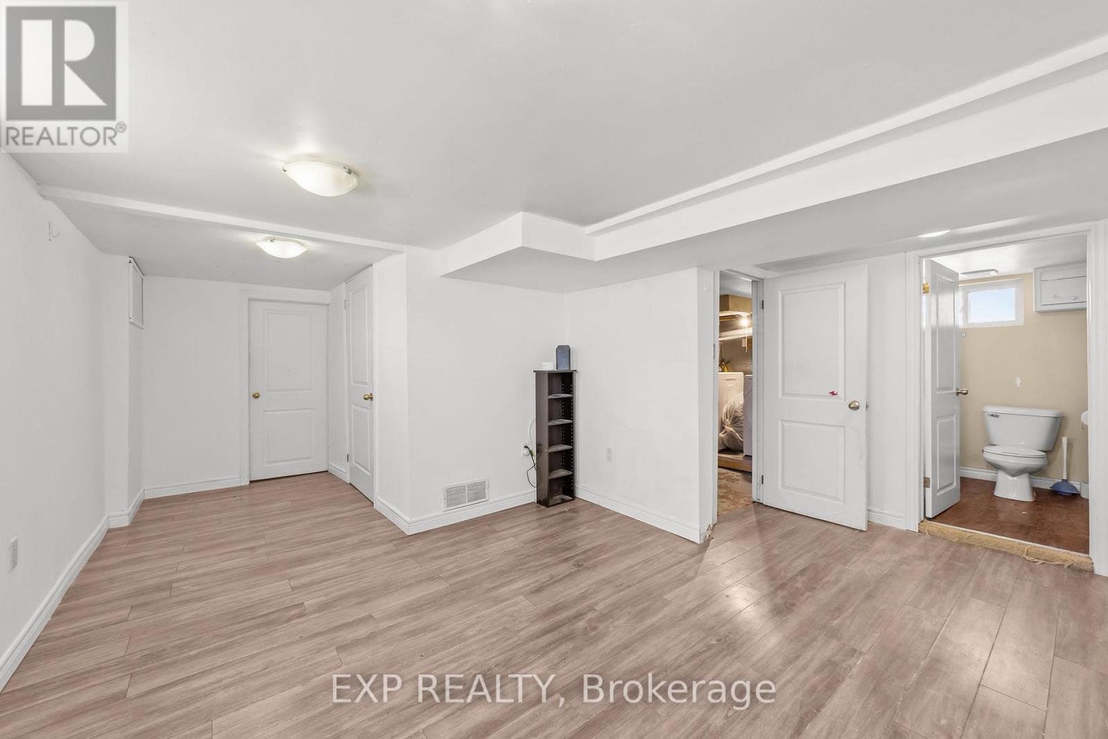 65 Jacqueline Street, London South (South I), Ontario  N5Z 3P8 - Photo 9 - X12894454