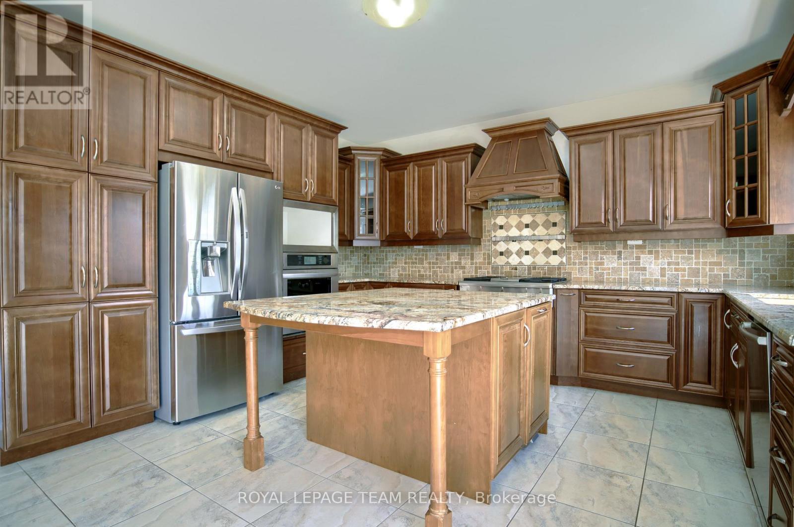 184 Cheyenne Way, Ottawa, Ontario  K2J 5S6 - Photo 10 - X12894406