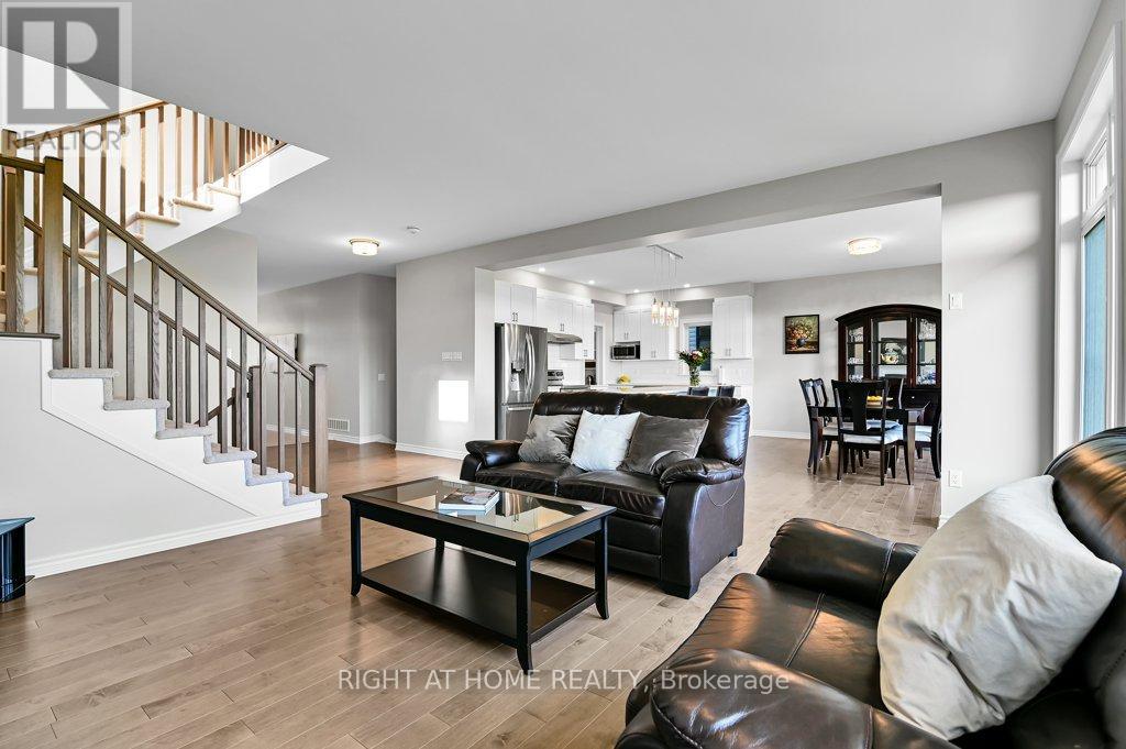 844 Snowdrop Crescent, Ottawa, Ontario  K1T 0X7 - Photo 9 - X12894410