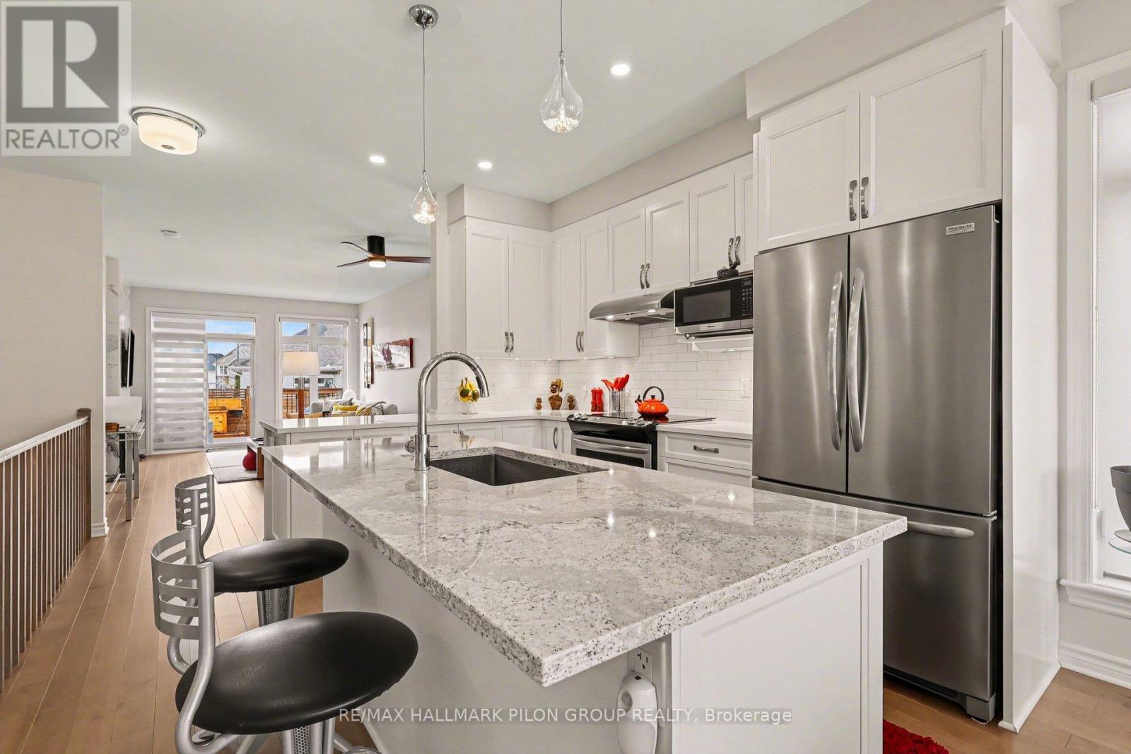 811 Tewin Circle, Ottawa, Ontario  K4A 1K3 - Photo 5 - X12894504