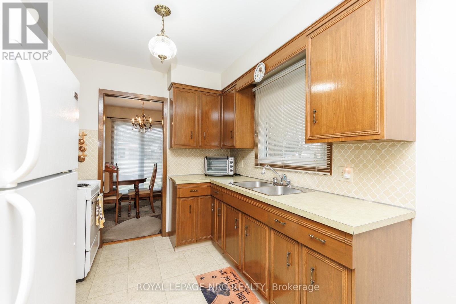 6852 Corwin Crescent, Niagara Falls, Ontario  L2G 2M7 - Photo 15 - X12894426